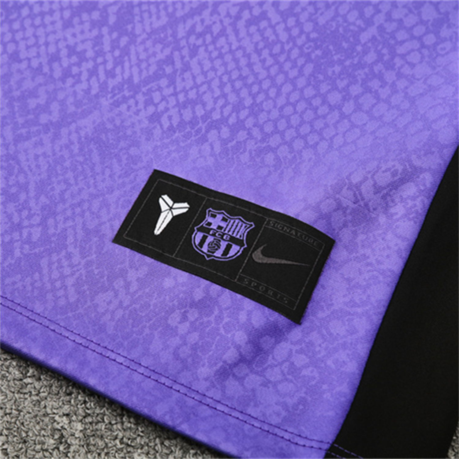 AlphaJersey-Barcelona 25-26 X KB Long Sleeve Training Set - Purple Top & Black Pants