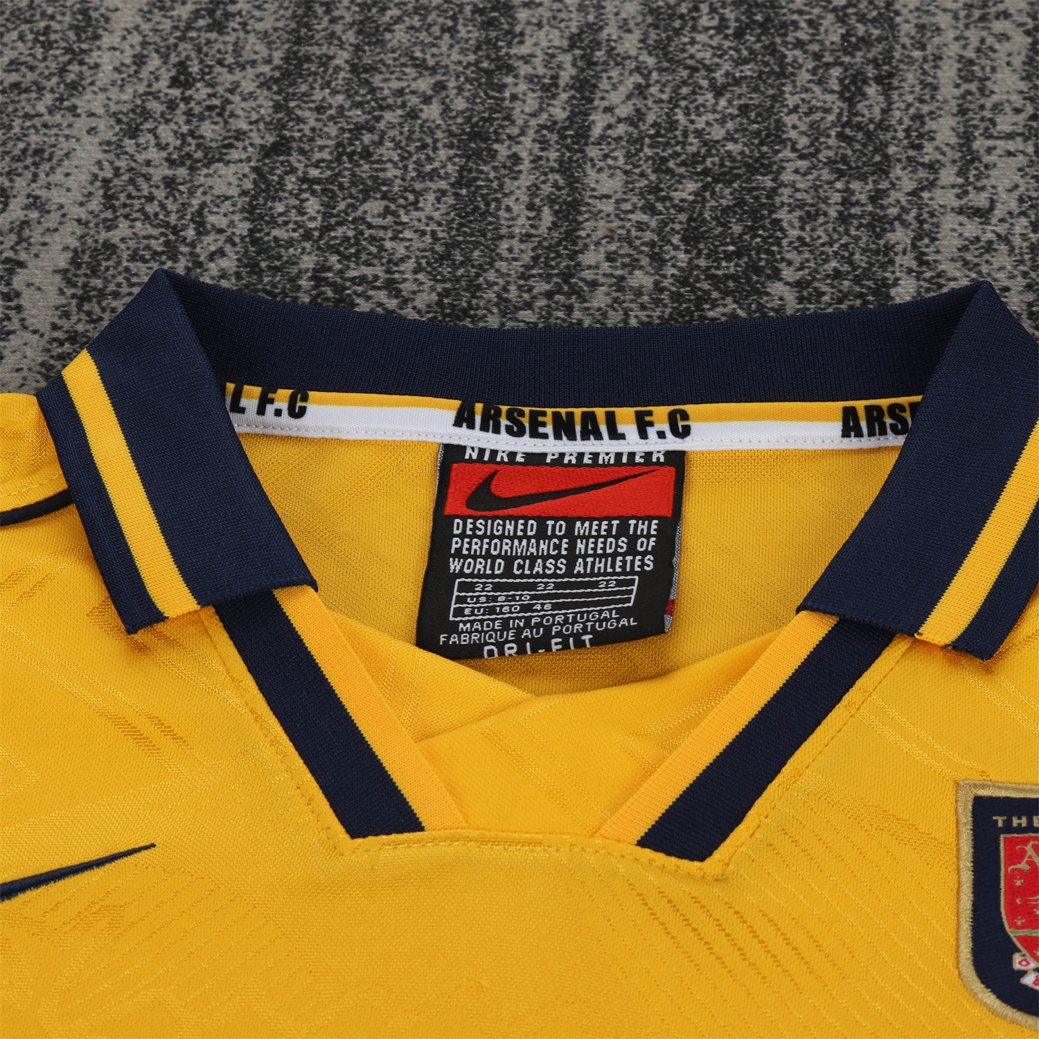 AlphaJersey-Retro Arsenal 1996-97 Away Kids Kit