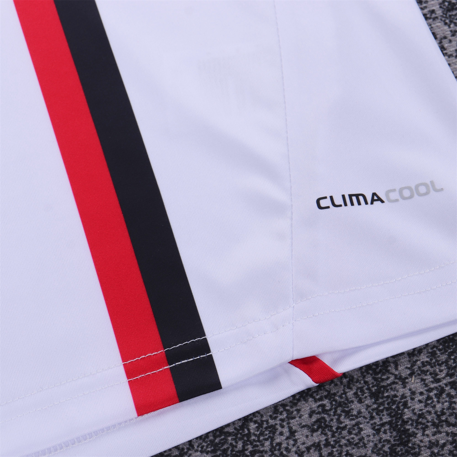 AlphaJersey-Retro AC Milan 2011-12 Away Kids Kit