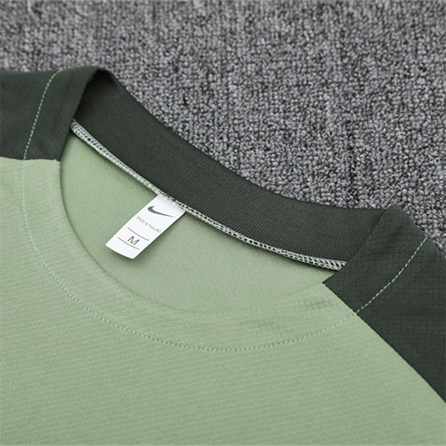 AlphaJersey-C.H.E.L.S.E.A 25-26 Short-Sleeve Training Set - Light Green Top & Army Green Shorts
