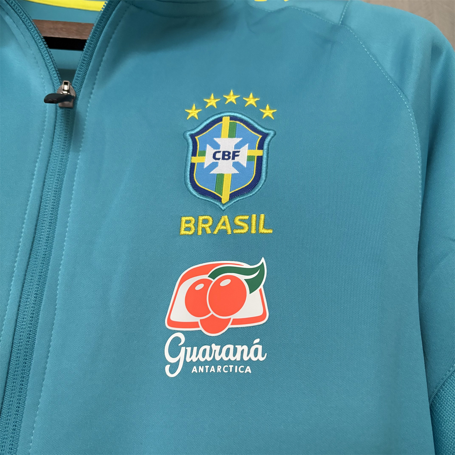 AlphaJersey-Retro Brazil 2022 Pre-Match Cyan Unsponsored Windbreaker