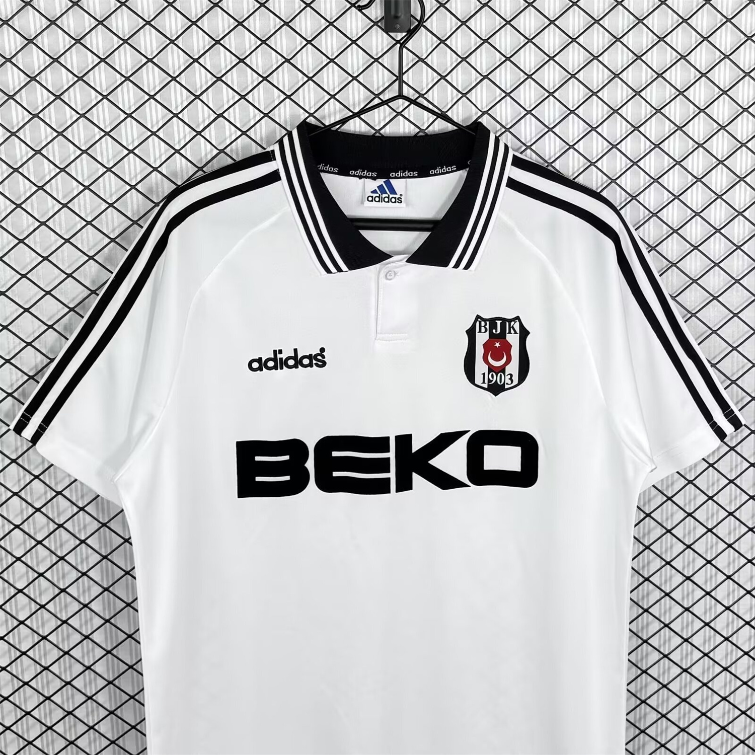 AlphaJersey-Retro Besiktas 1996-97 Home Jersey