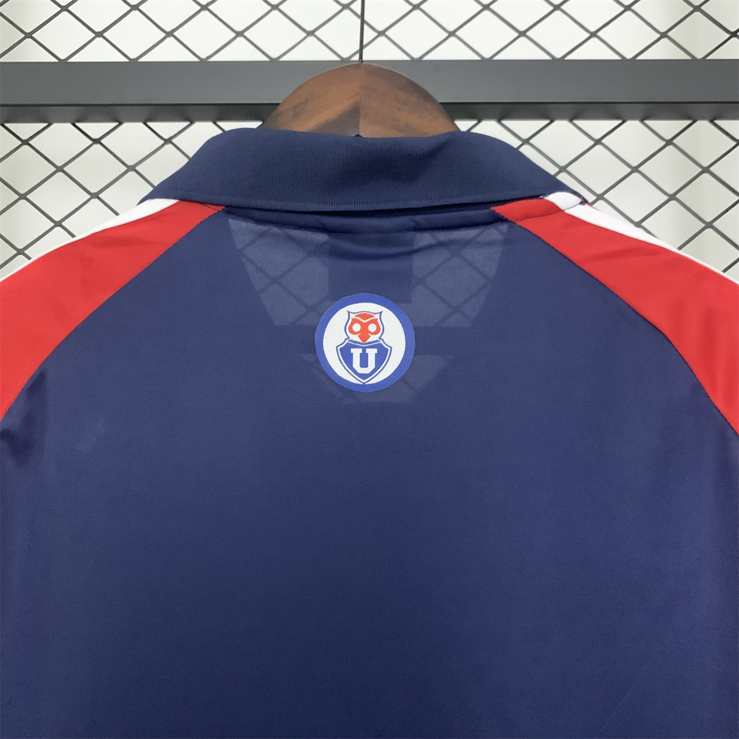 AlphaJersey-Retro Universidad De Chile 2001-02 Home Jersey