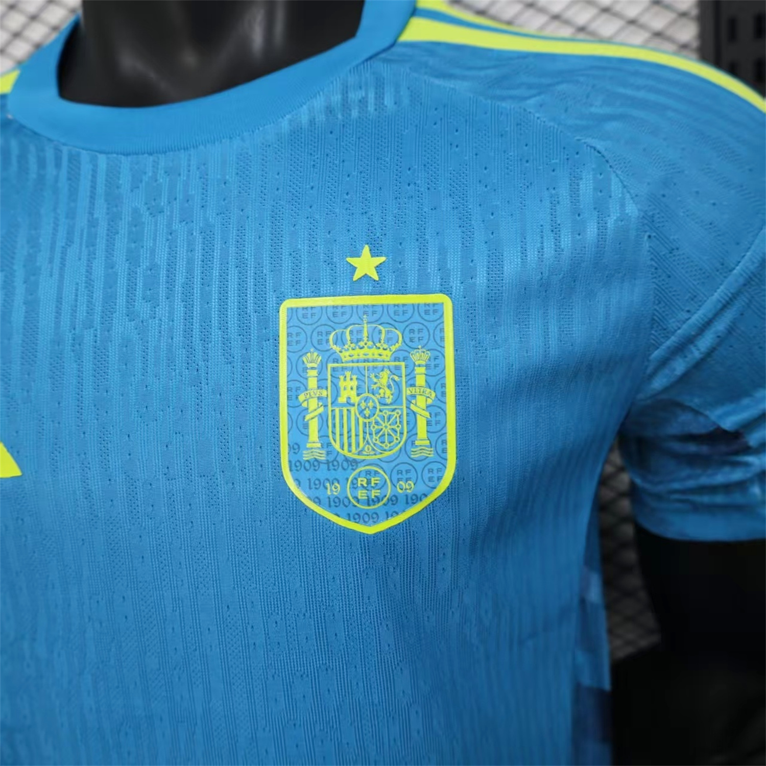 AlphaJersey-Spain 2026 Blue Goalkeeper Jersey - Player Version