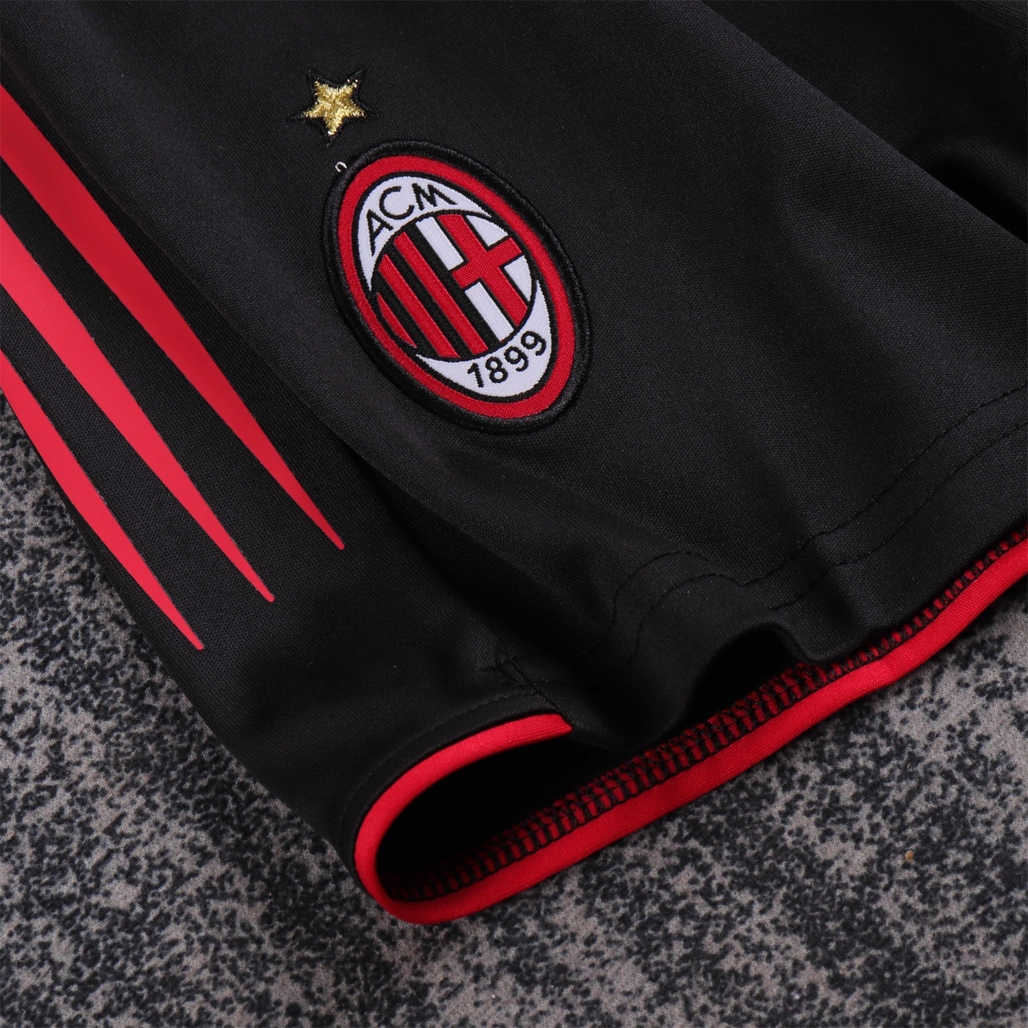 AlphaJersey-Retro AC Milan 2004-05 Home Kids Kit
