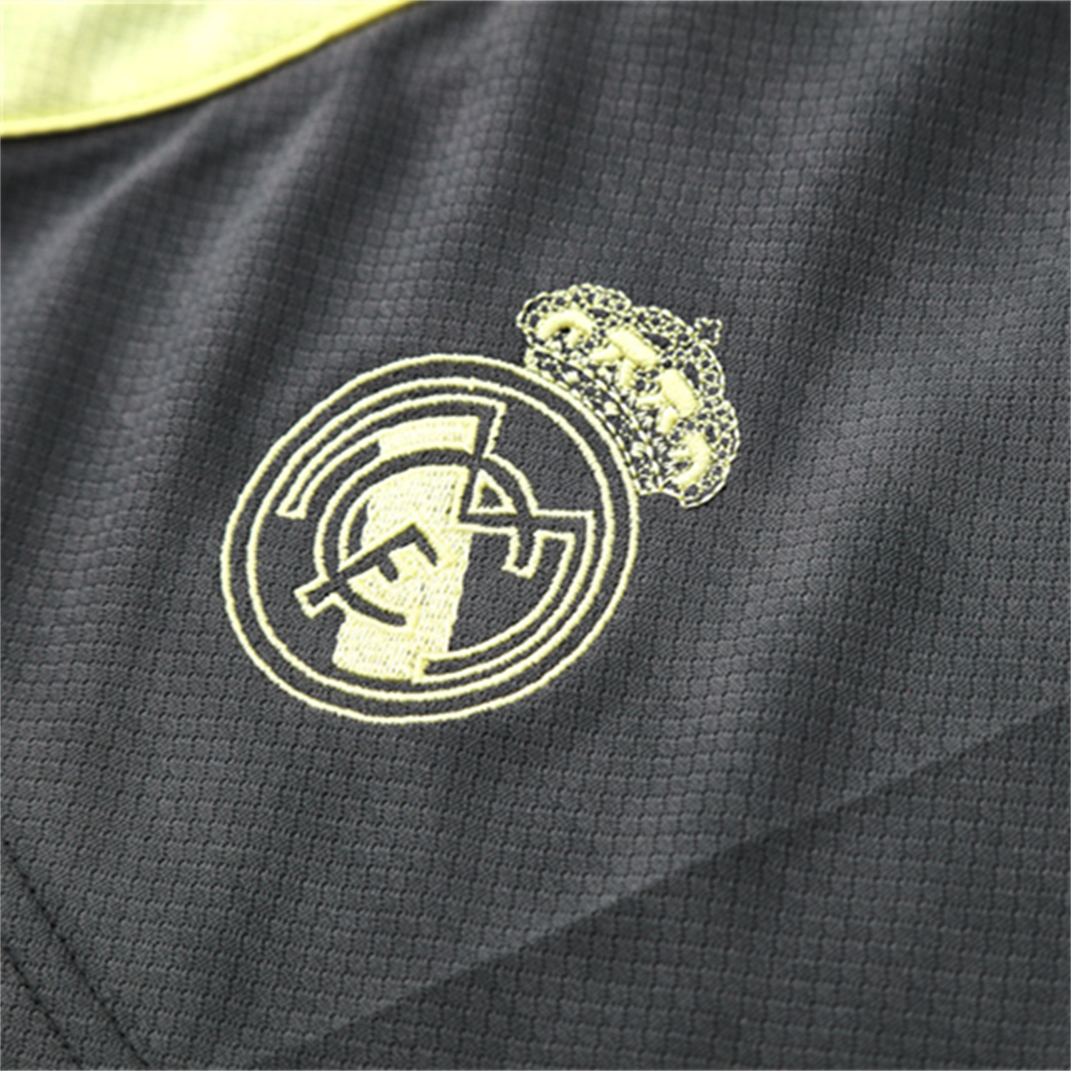 AlphaJersey-Real Madrid 25-26 Kids Short-Sleeve Training Set - Deep Grey Top and Shorts