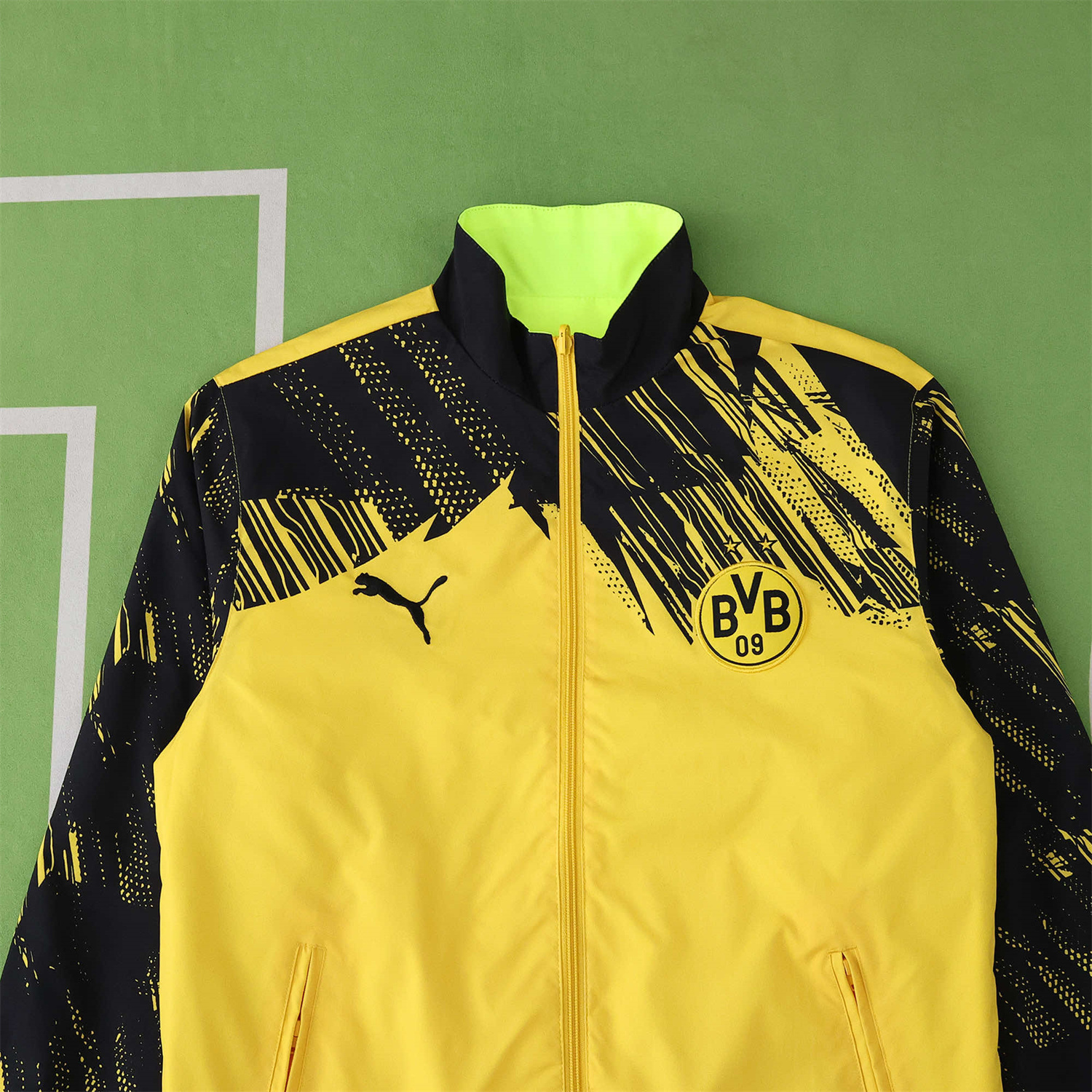 AlphaJersey-Dortmund 25-26 Double Sided Reversible Windbreaker - Green & Yellow