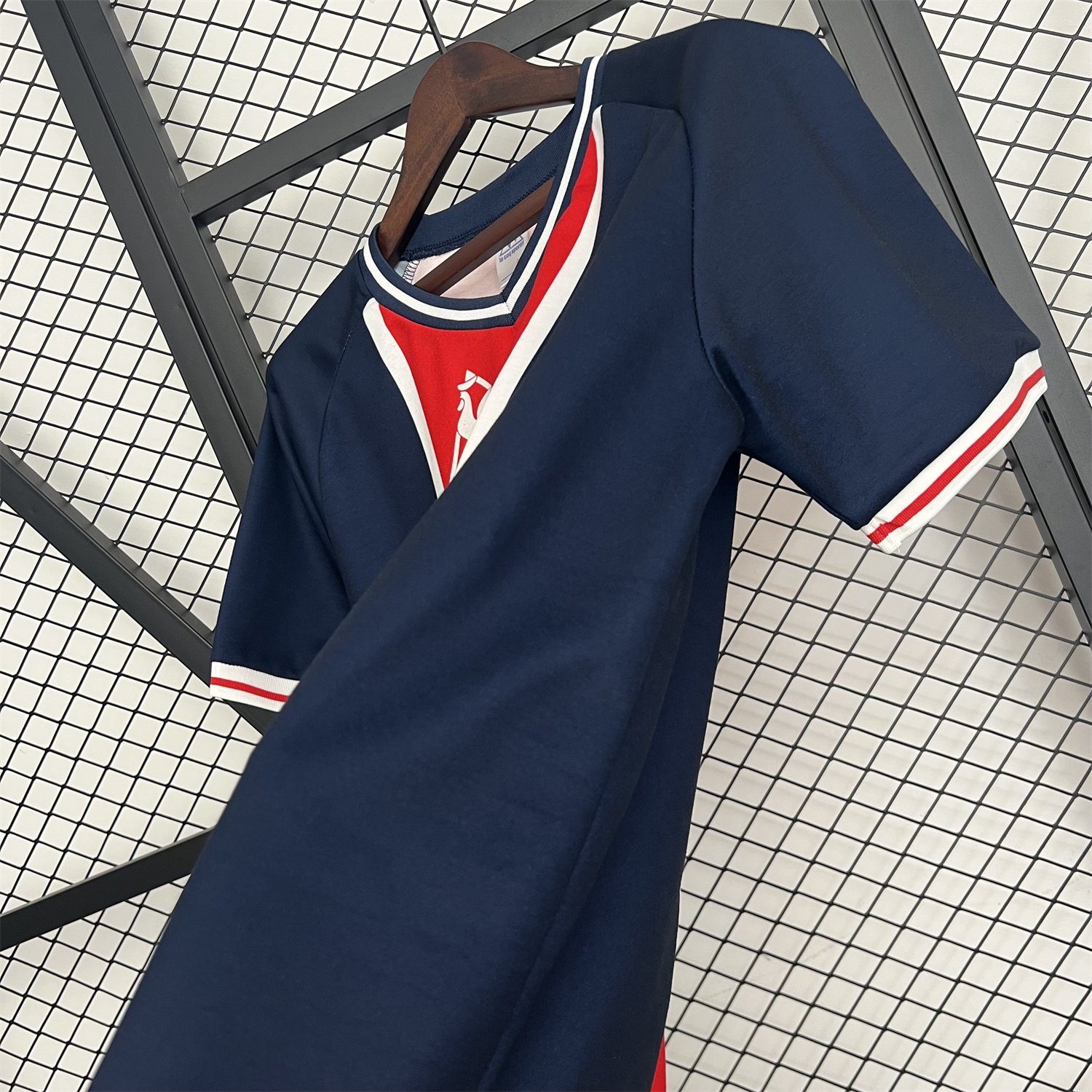 AlphaJersey-Retro Paris Saint-Germain PSG 1974 Home Jersey