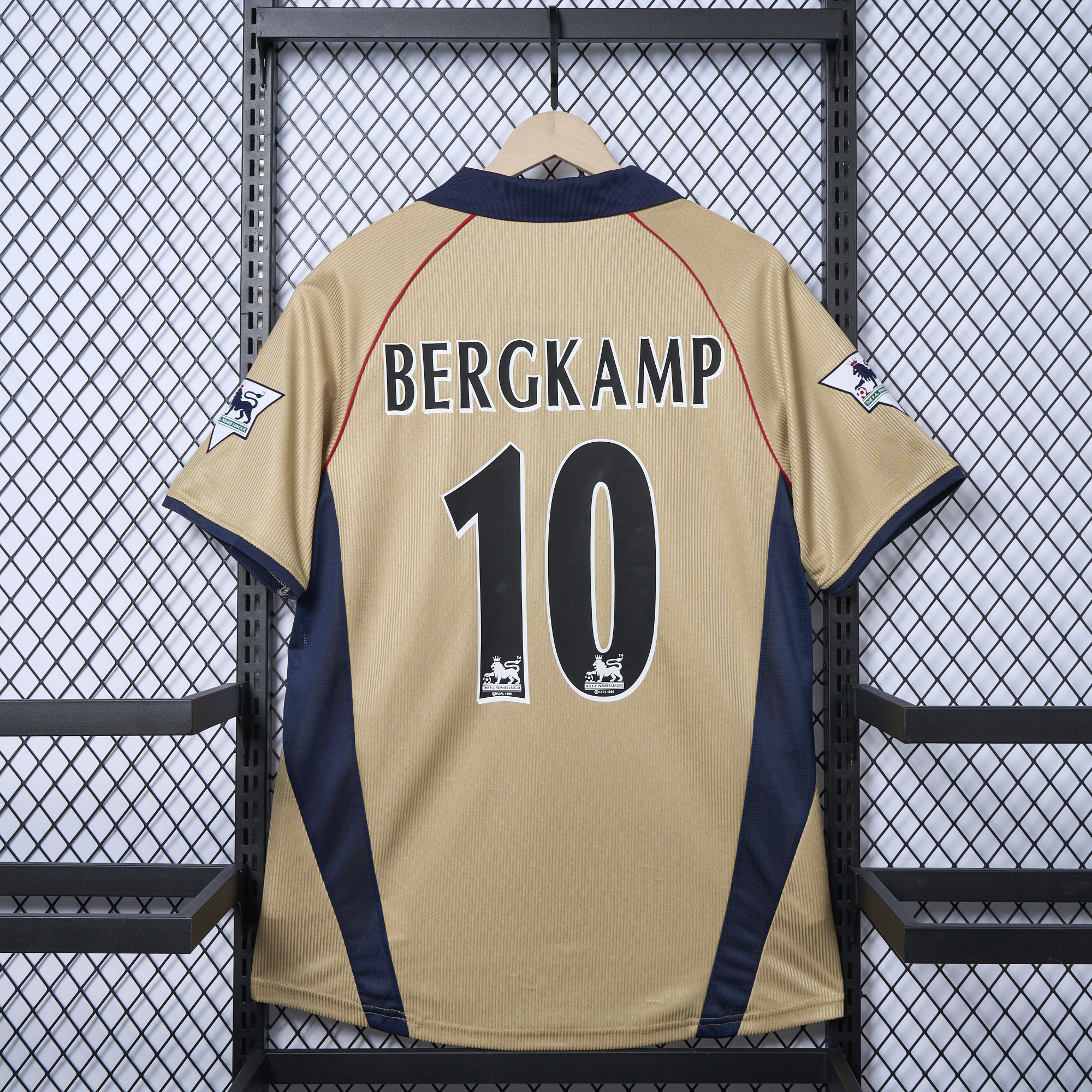 AlphaJersey-Retro Arsenal 2001-02 Away Stadium Jersey