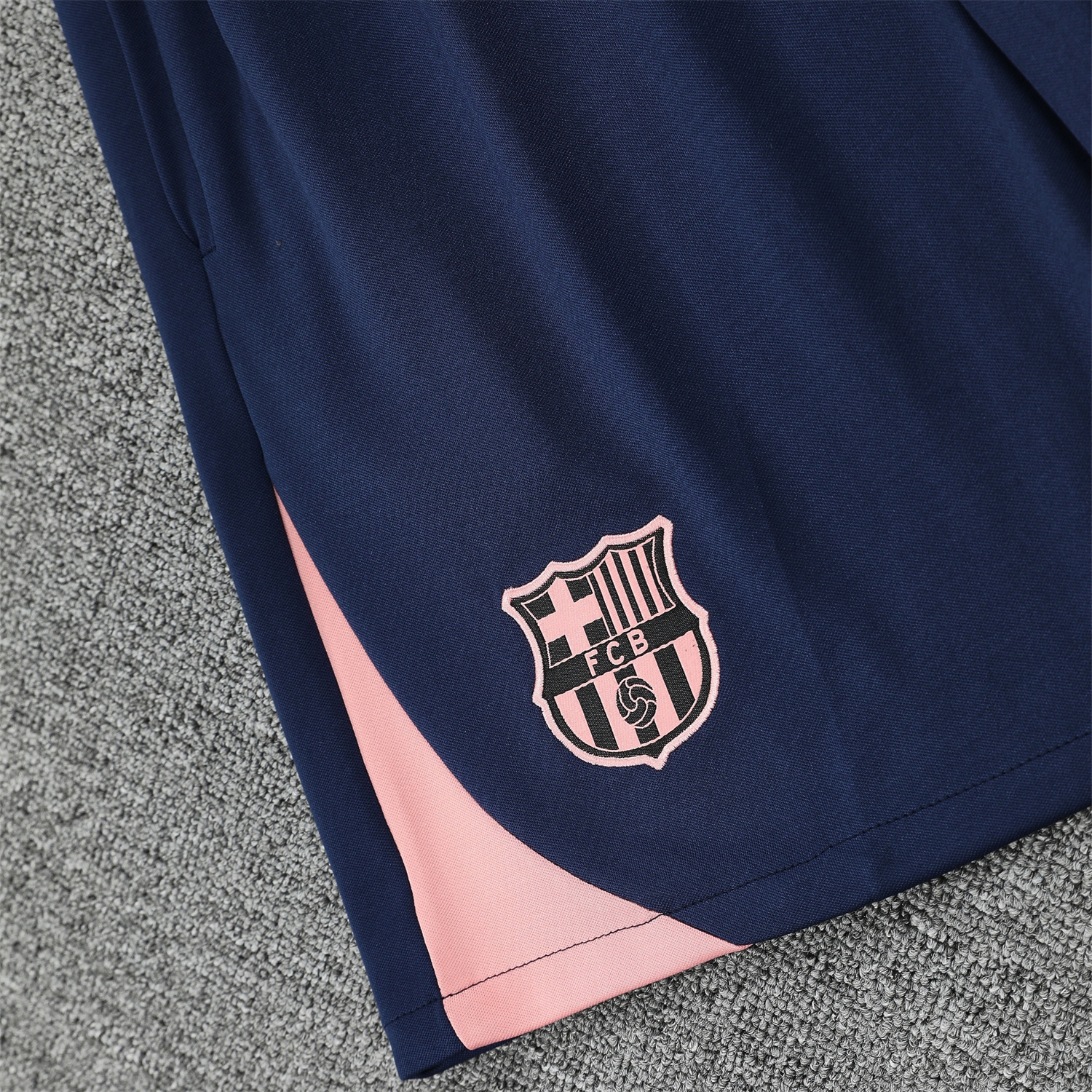 AlphaJersey-Barcelona 25-26 Vest Training Set - Cream Vest & Deep Blue Shorts