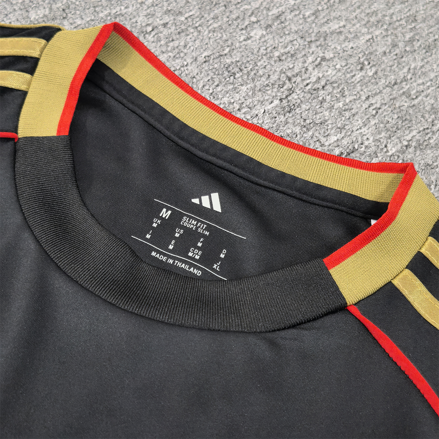 AlphaJersey-Liver.pool 25-26 Black Gold Special Jersey with Red Lines - Fans Version