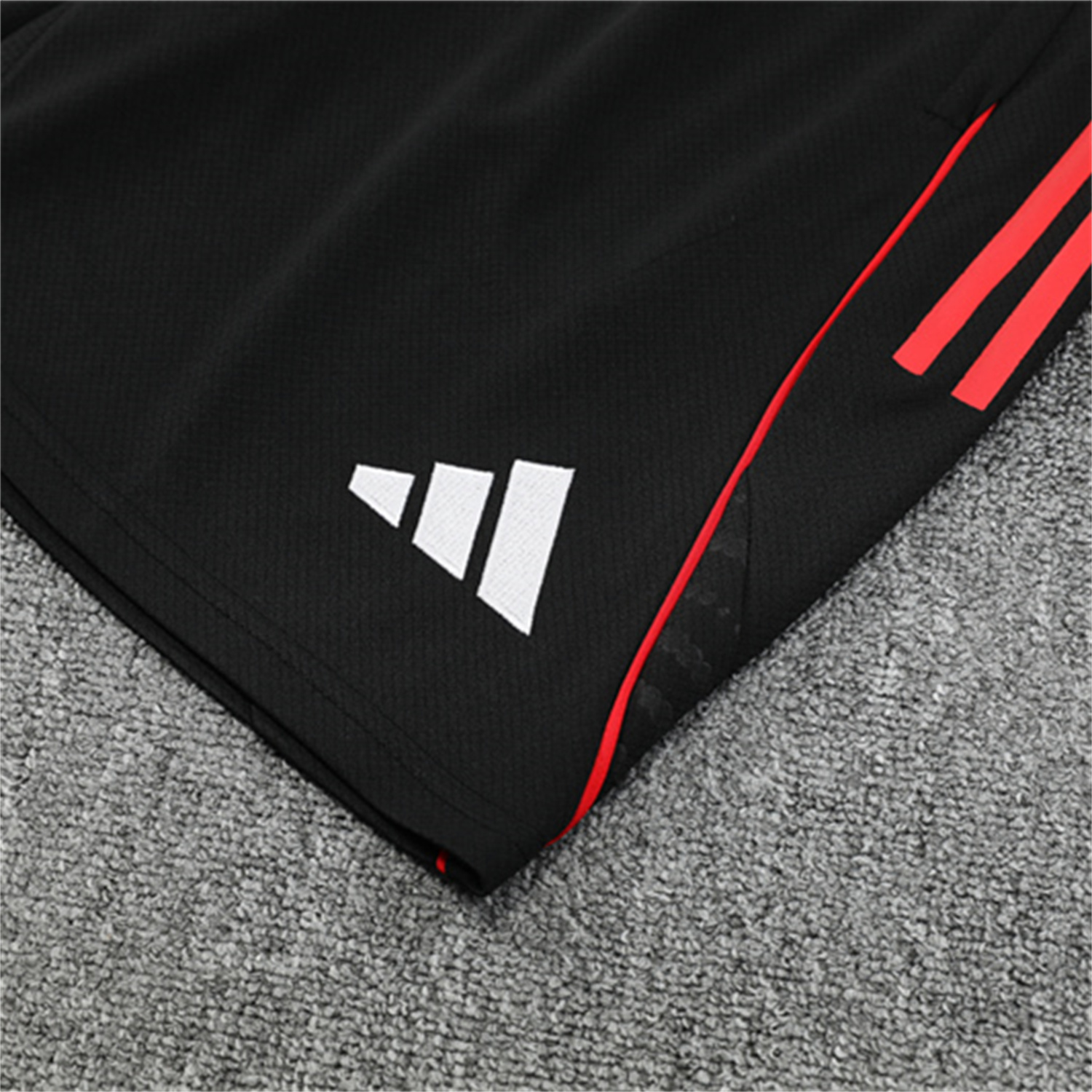 AlphaJersey-Ajax 25-26 Short-Sleeve Training Set - Black Top and Black Shorts