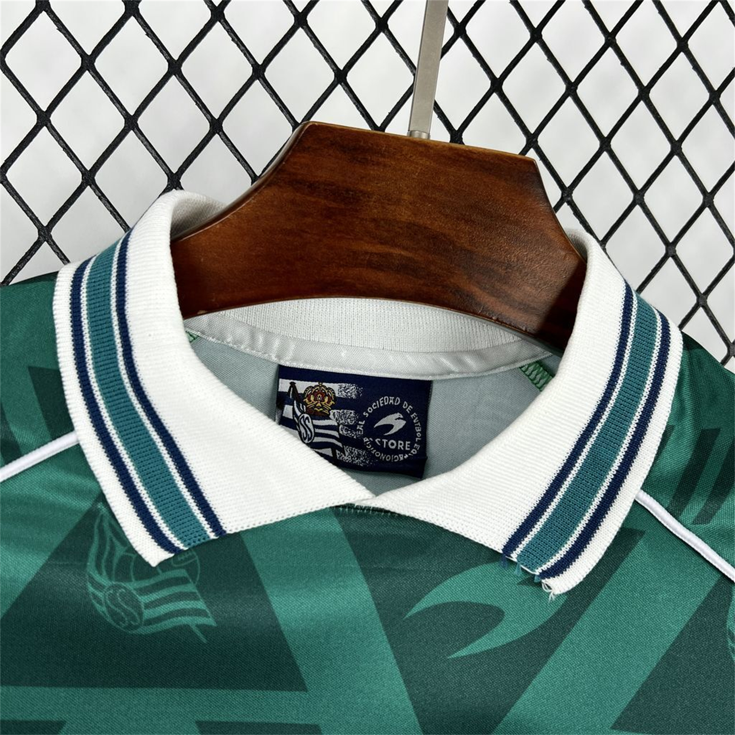 AlphaJersey-Retro Real Sociedad 1995-96 Home Jersey
