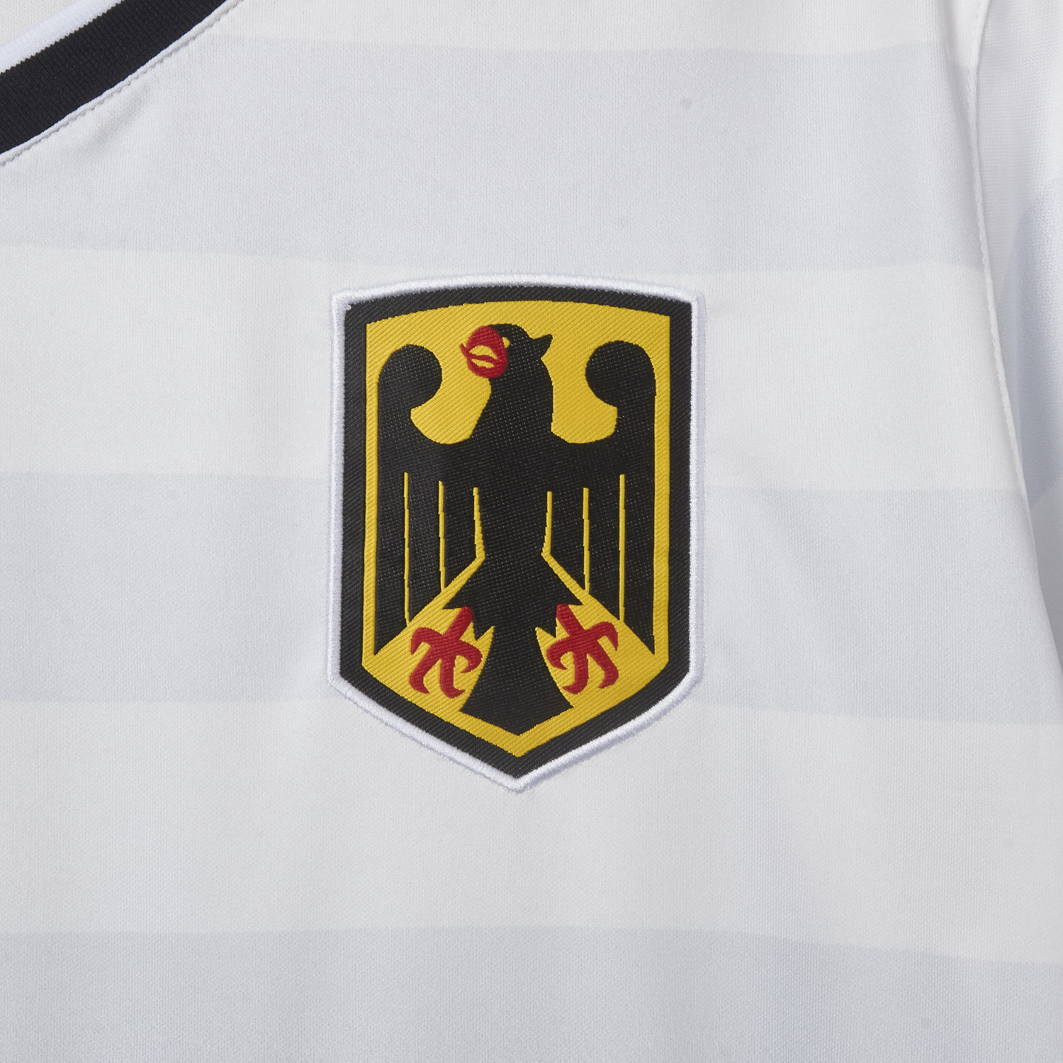 AlphaJersey-Retro Germany 1984 Home Jersey