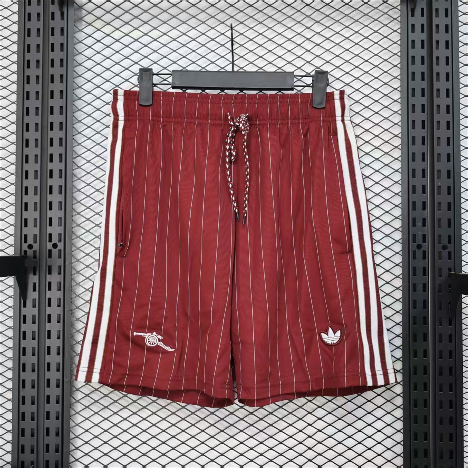 AlphaJersey-Arsenal 25-26 Trefoil Red Travel Shorts - Player Version