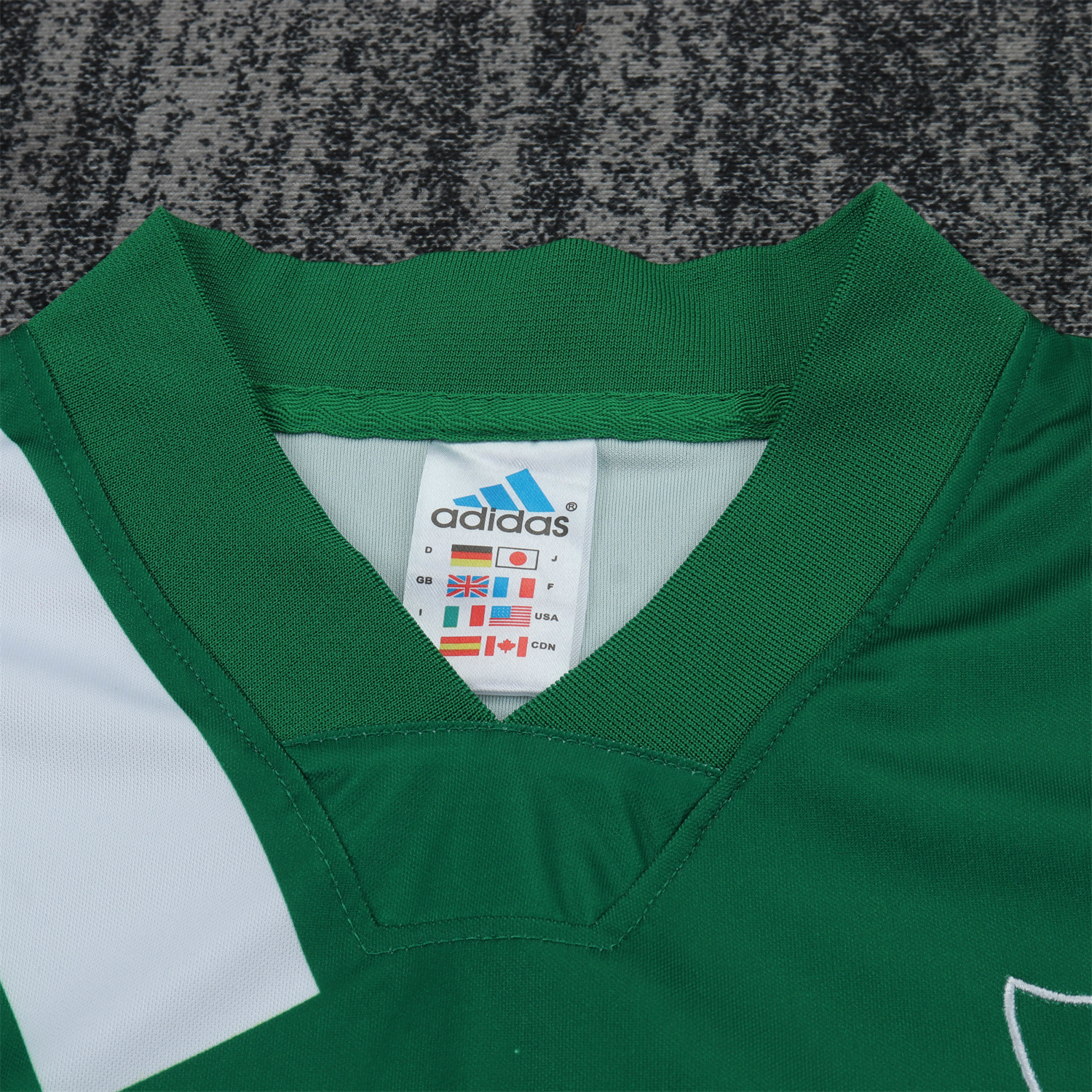 AlphaJersey-Retro Liver.pool 1991-92 Away Kids Kit