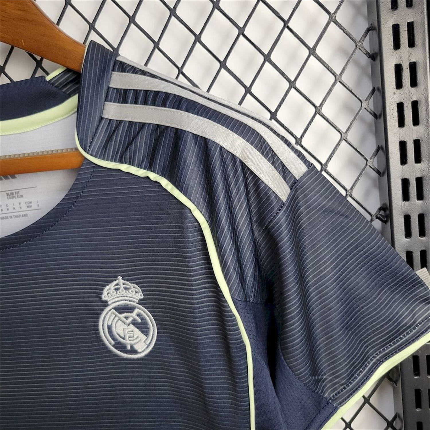 AlphaJersey-Women's Real Madrid 25-26 Away Jersey