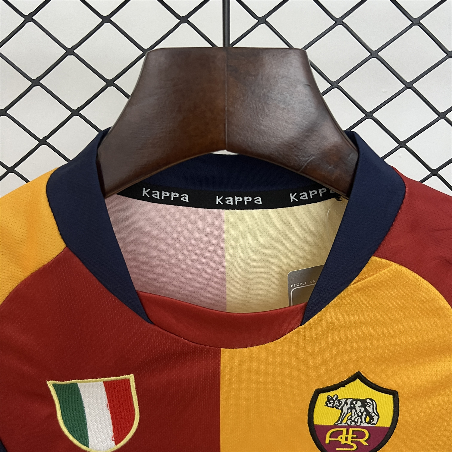 AlphaJersey-Retro Roma 2001-02 Home Kids Kit