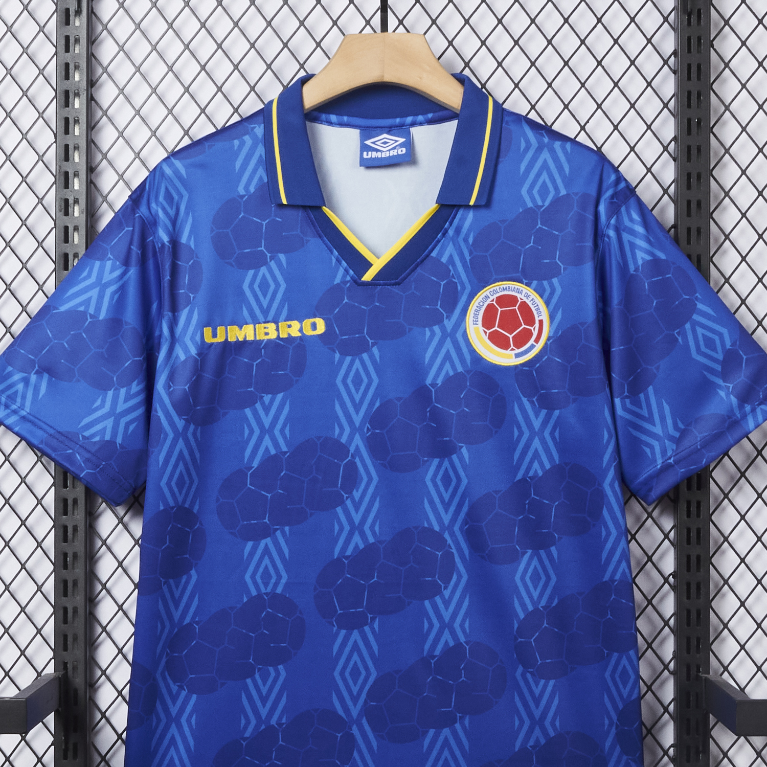 AlphaJersey-Retro Colombia 1994 Away Jersey