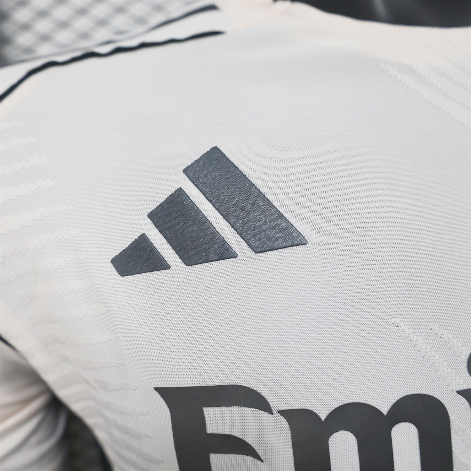 AlphaJersey-Real Madrid 25-26 Beige Training Jersey - Player Version