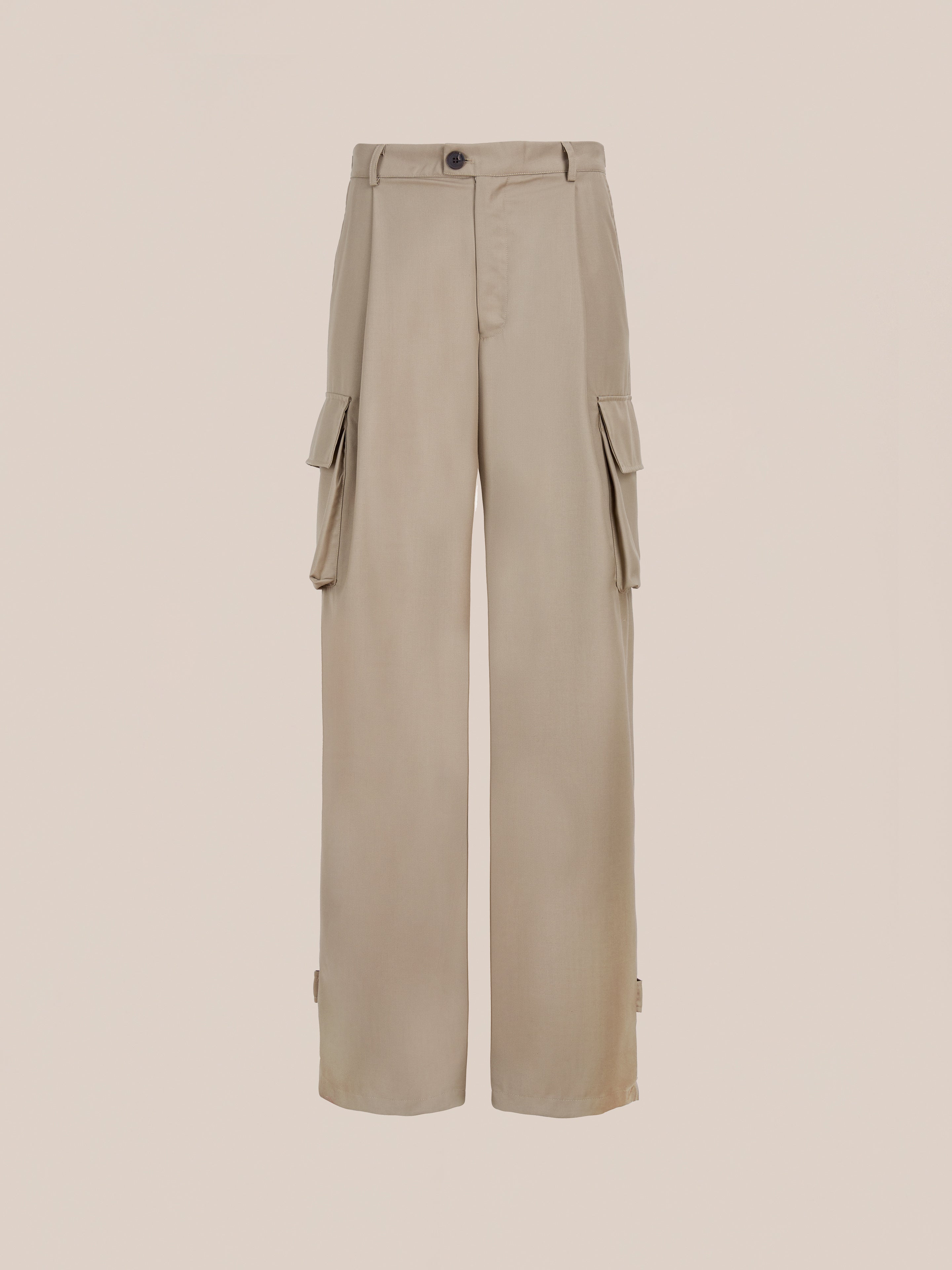 Pleated Cargo Pants | Modern Menswear by yycbvcnbmmnbm