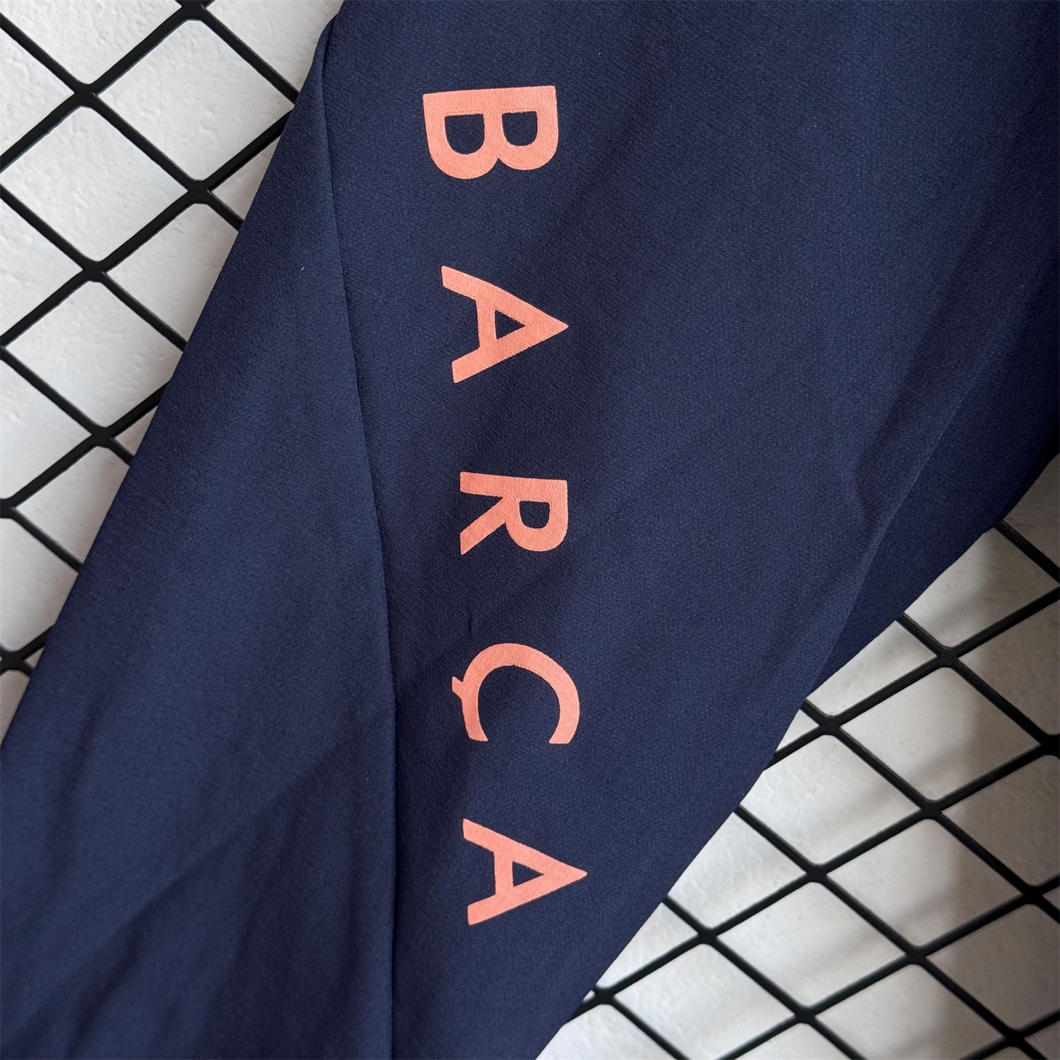 AlphaJersey-Barcelona 25-26 Windbreaker Training Set - Blue With Pink Black Top and Pants