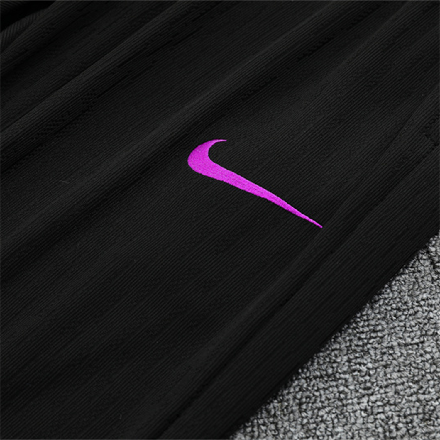 AlphaJersey-England 25-26 Long Sleeve Training Set - Player Version - Purple Top and Black Pants