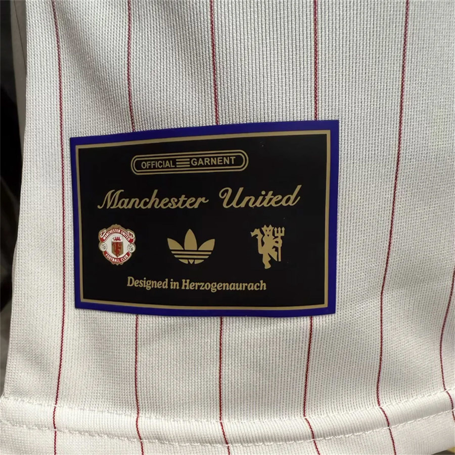 AlphaJersey-Manchester United 25-26 Trefoil Red Lines White Travel Jersey - Player Version