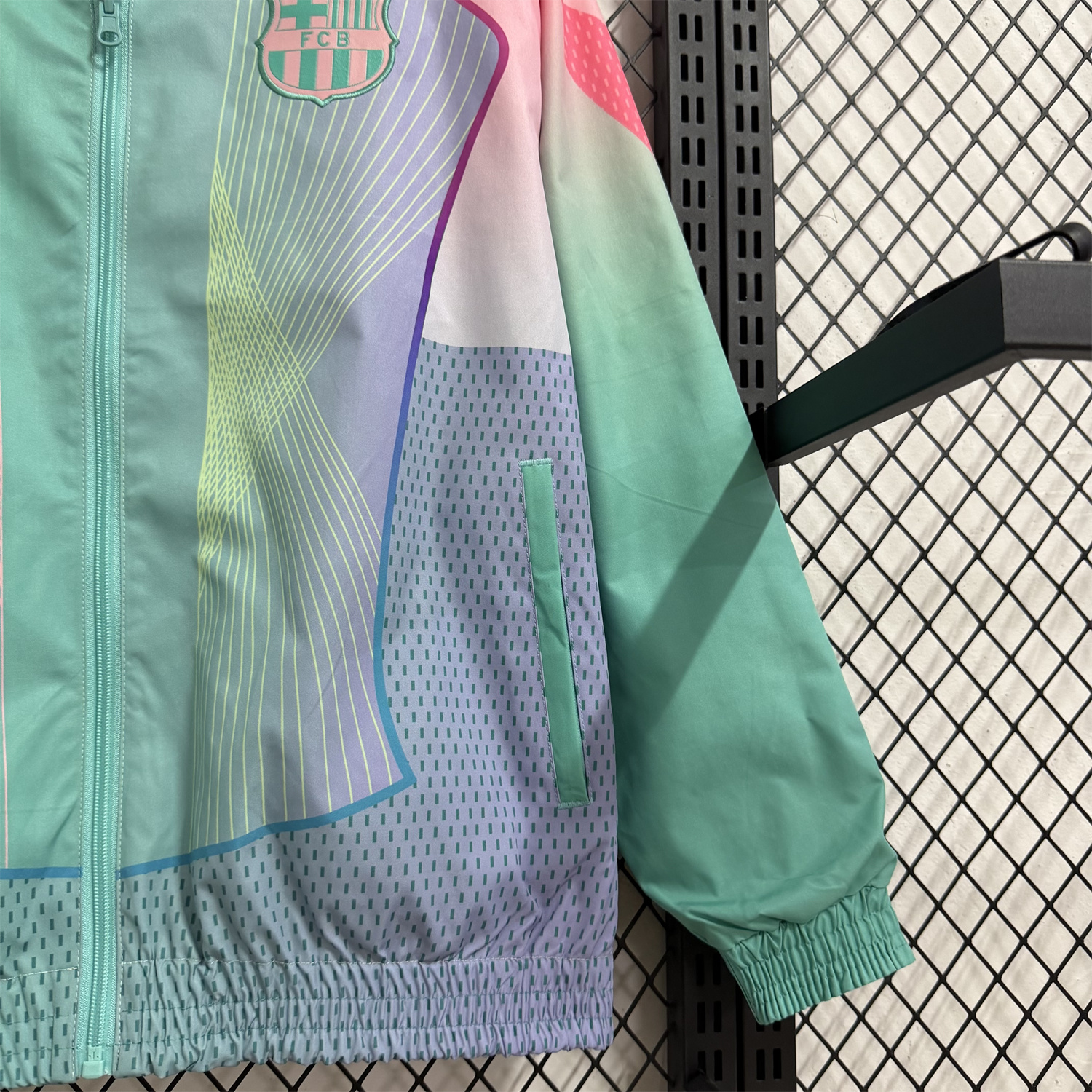 AlphaJersey-Barcelona 25-26 Double Sided Reversible Windbreaker - Green & Pink