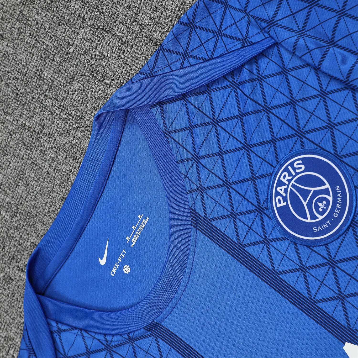 AlphaJersey-Paris Saint-Germain PSG 25-26 Short-Sleeve Training Set - Blue Top & Deep Blue Shorts