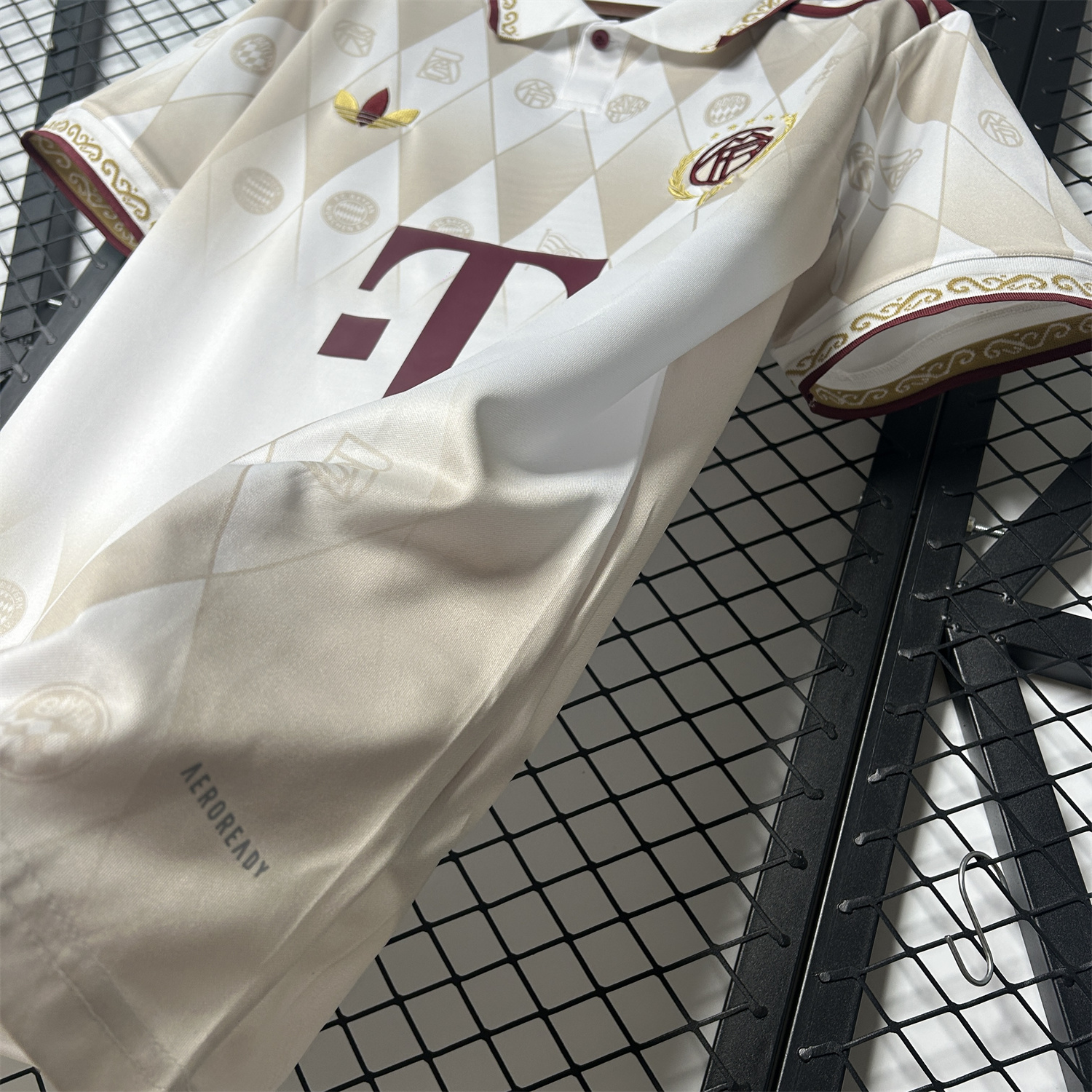 AlphaJersey-Bayern Munich 2025 125th Anniversary Diamond Pattern Special Edition Jersey - Fans Version