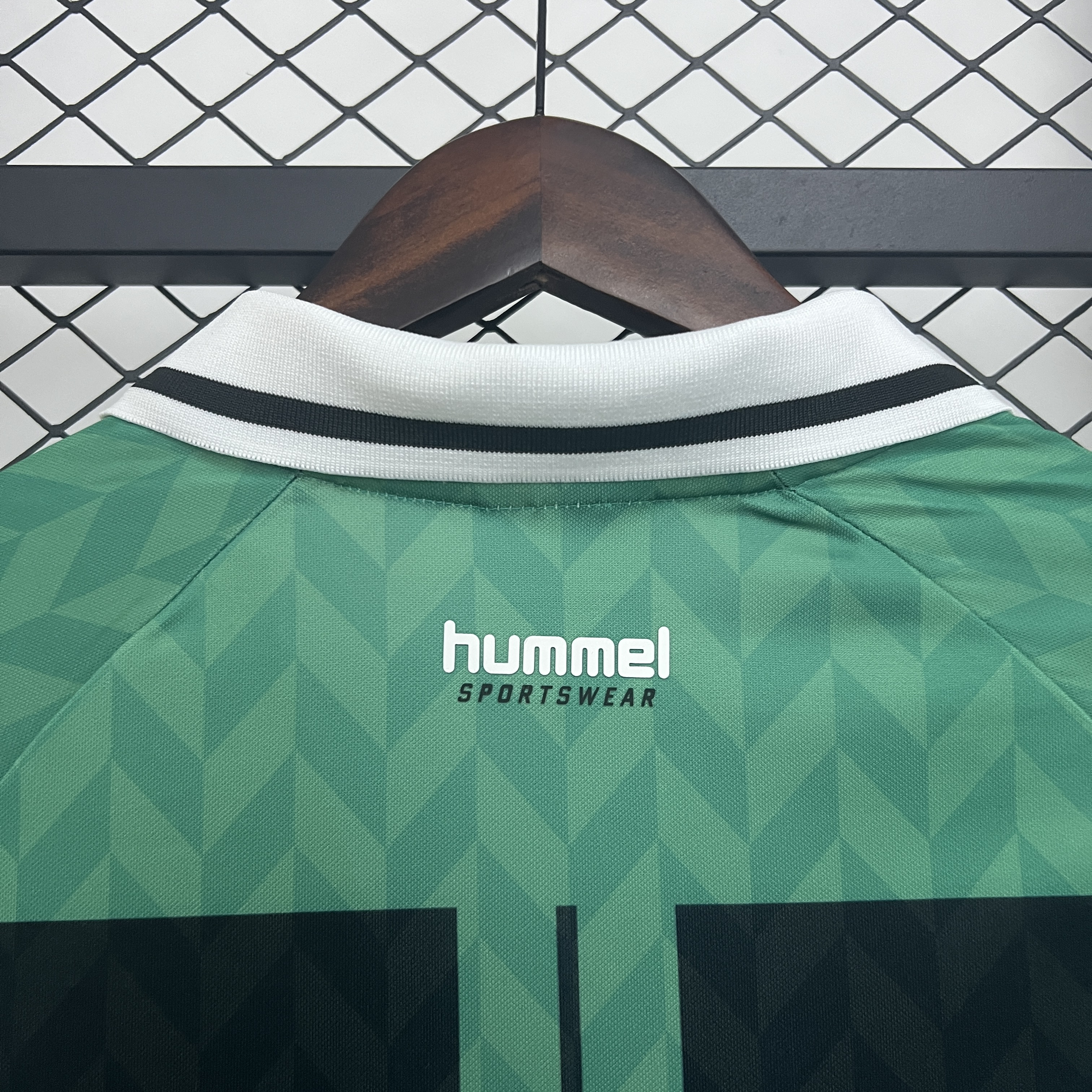 AlphaJersey-Real Betis 25-26 Green Black Throwback Special Jersey - Fans Version