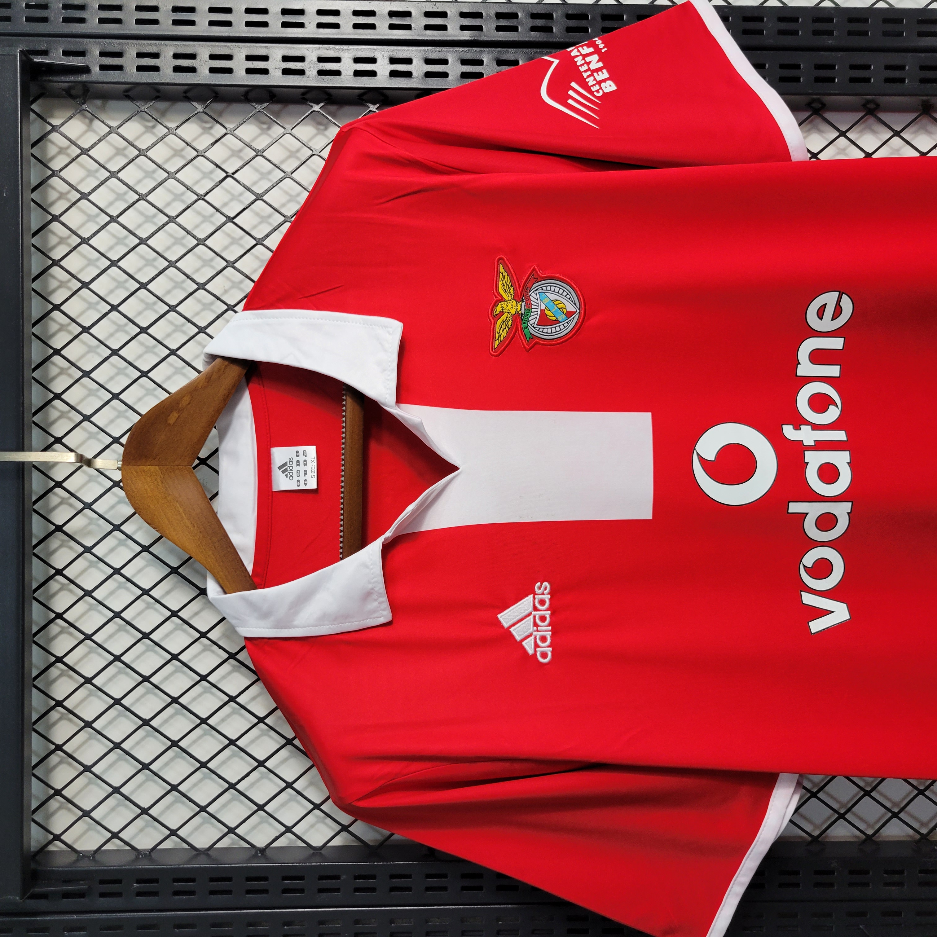 AlphaJersey-Retro Benfica 2004-05 Home Stadium Jersey