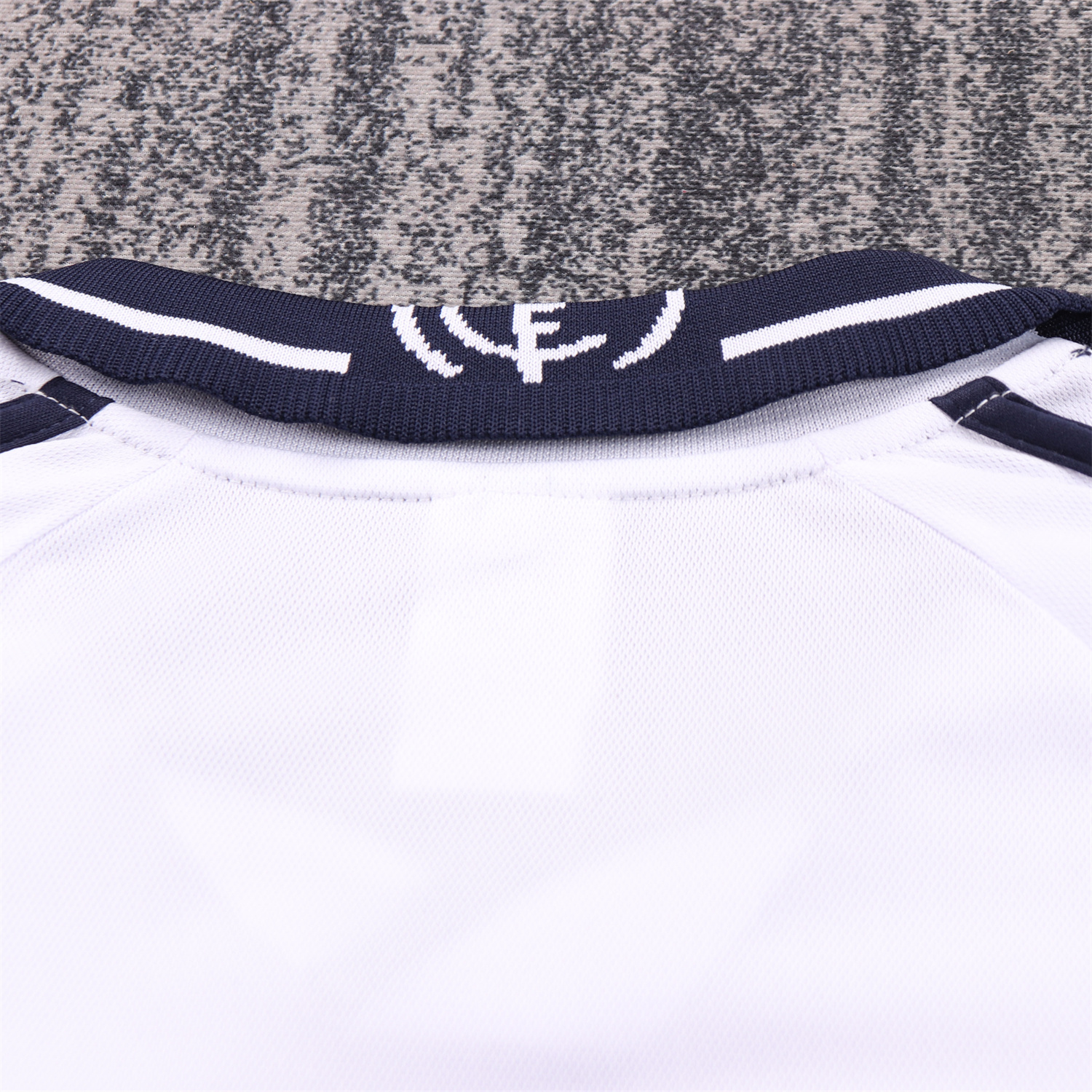 AlphaJersey-Retro Real Madrid 2000-01 Home Kids Kit