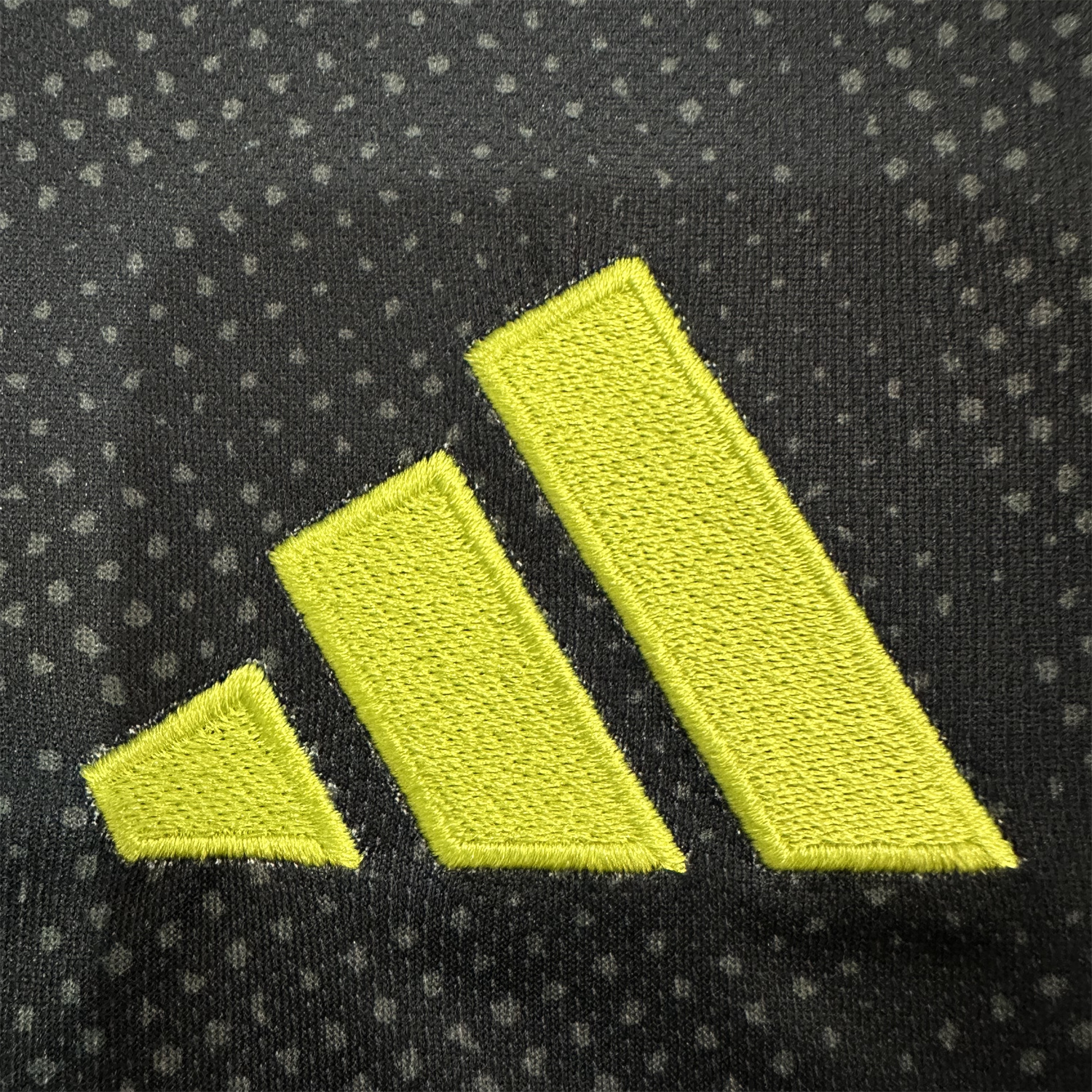 AlphaJersey-Columbus Crew 2025 Away Jersey - Fans Version