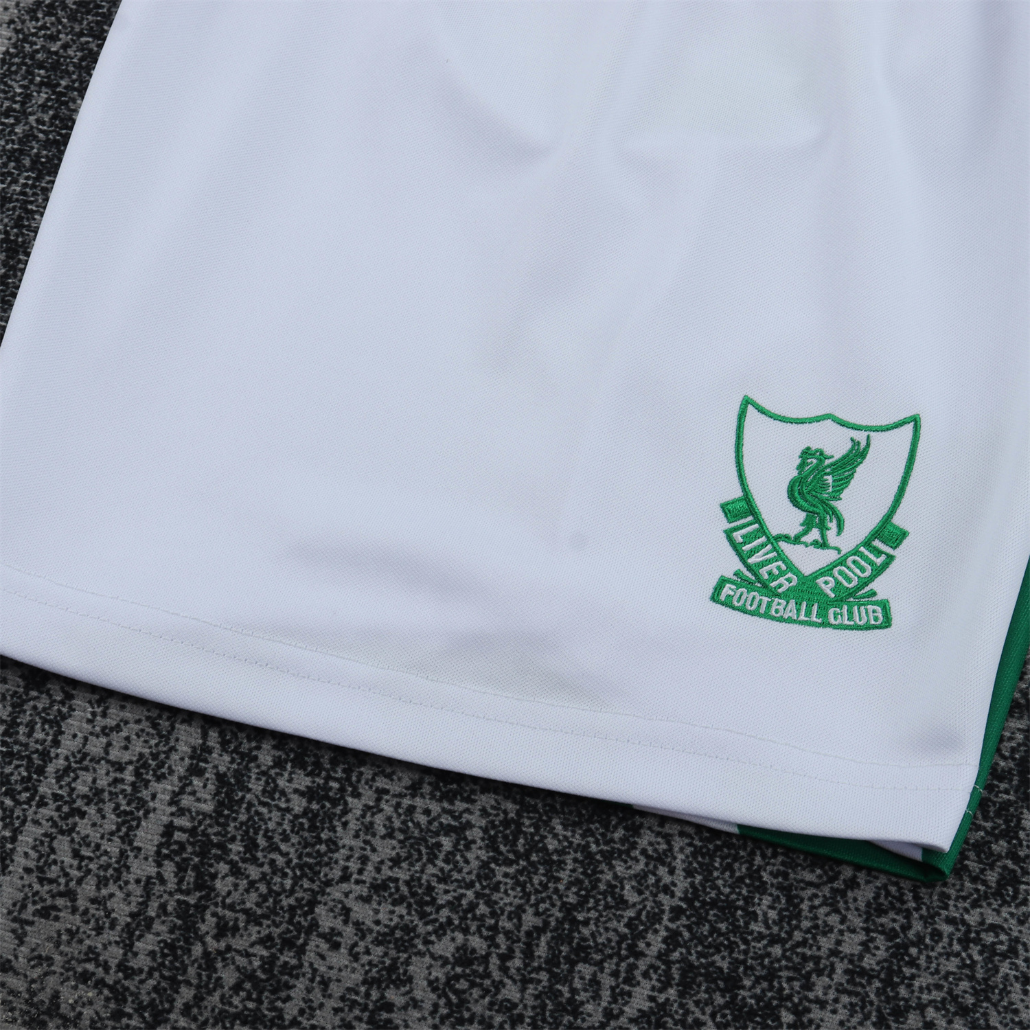 AlphaJersey-Retro Liver.pool 1991-92 Away Kids Kit