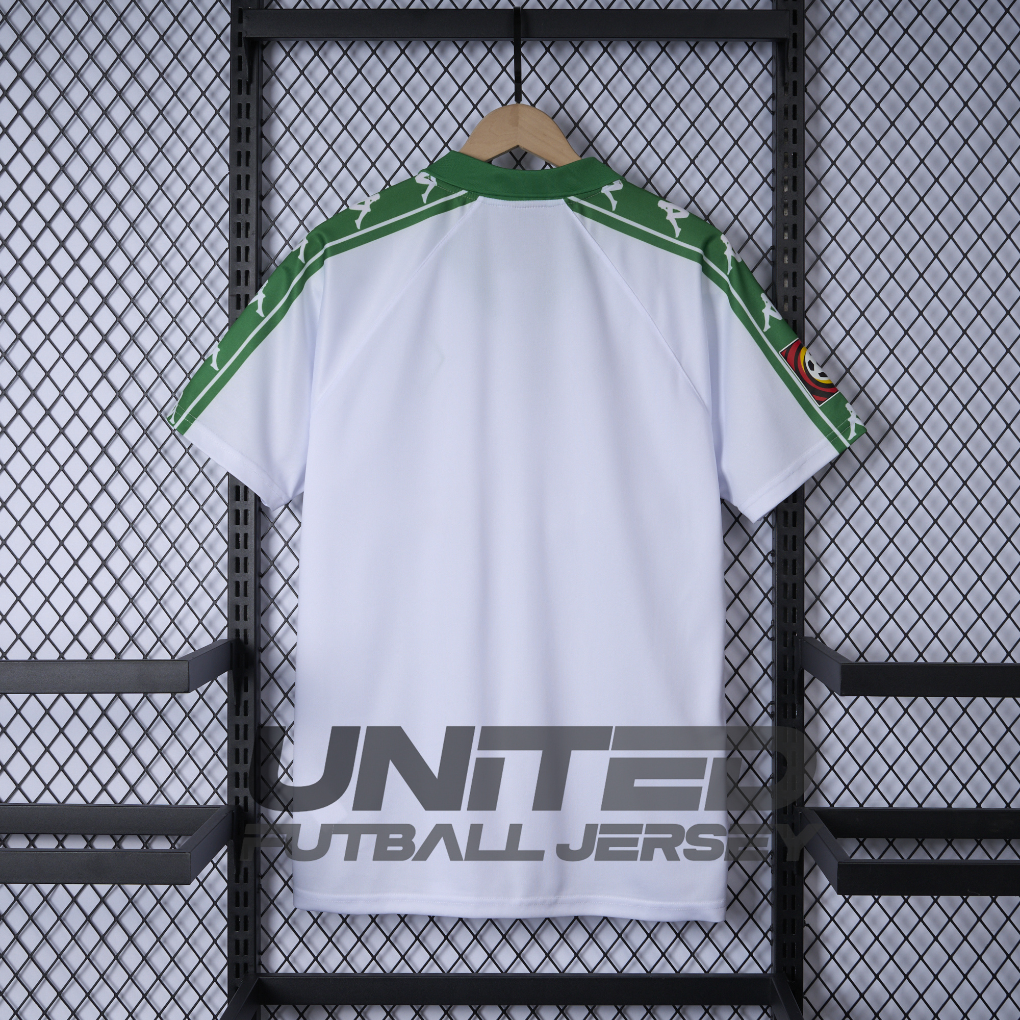 AlphaJersey-Retro Werder Bremen 2001-02 Away Jersey