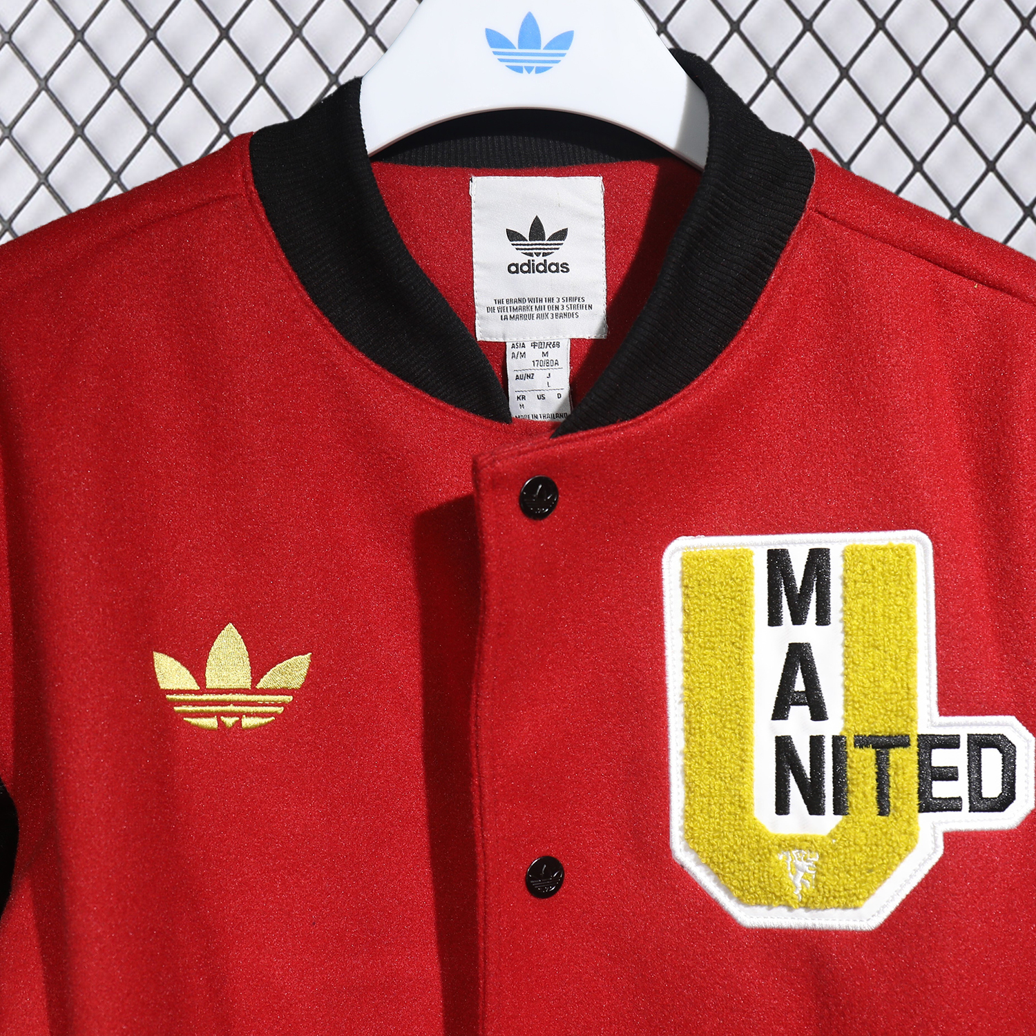 AlphaJersey-Manchester United 25-26 Warm Windbreaker Jacket - Red And Black
