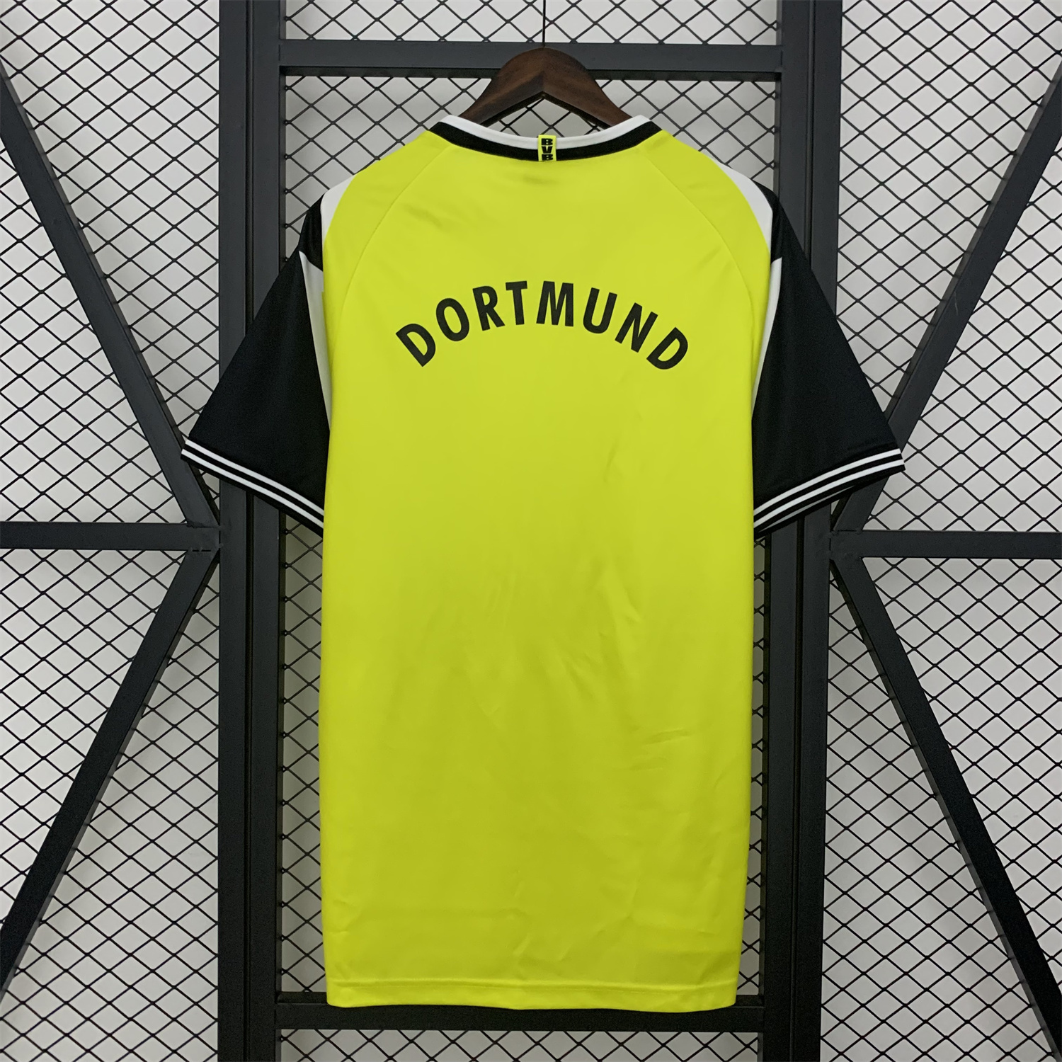 AlphaJersey-Retro Dortmund 1995-96 Home Jersey