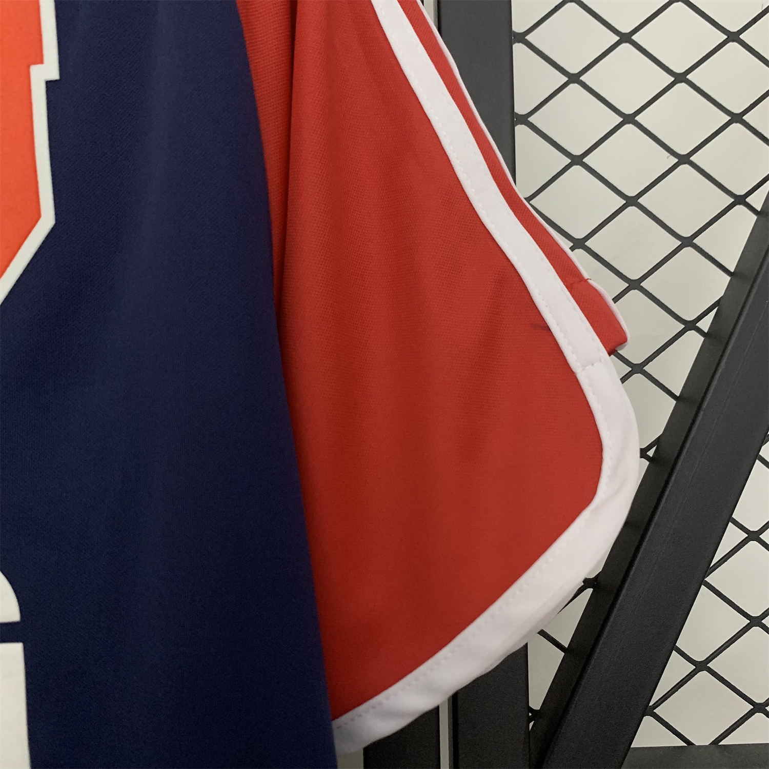 AlphaJersey-Retro Universidad De Chile 2001-02 Home Jersey