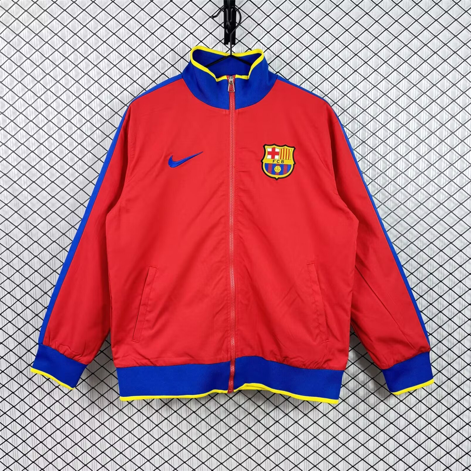 AlphaJersey-Retro Barcelona 2010-11 Windbreaker Jacket - Red