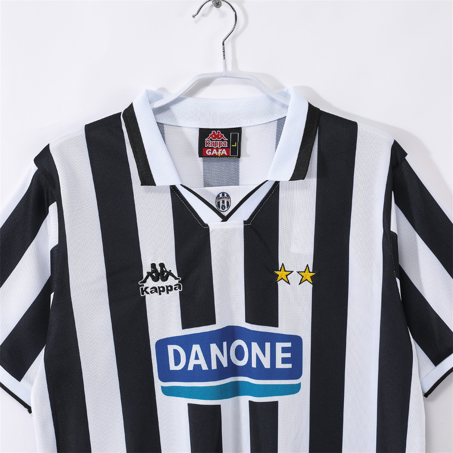 AlphaJersey-Retro Juventus 1994-95 Home Jersey