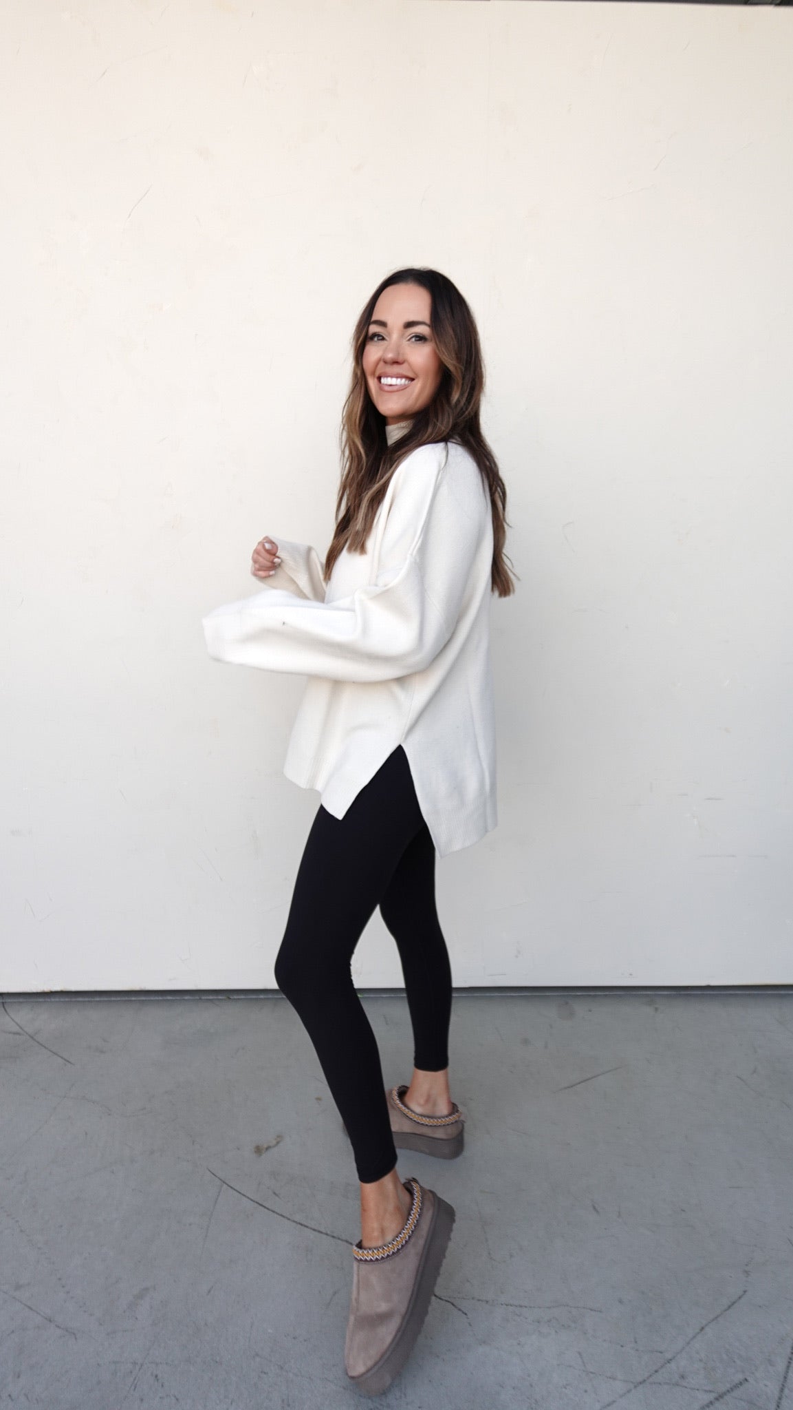Mocha Fur-Lined Platform Slides | Elegant Women's Fashion by coolavocek