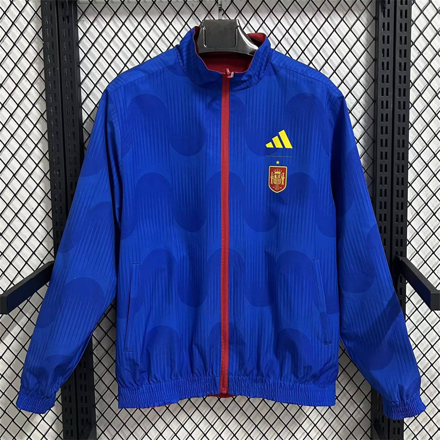 AlphaJersey-Spain 2026 Pre-Match Double Sided Reversible Windbreaker - Red