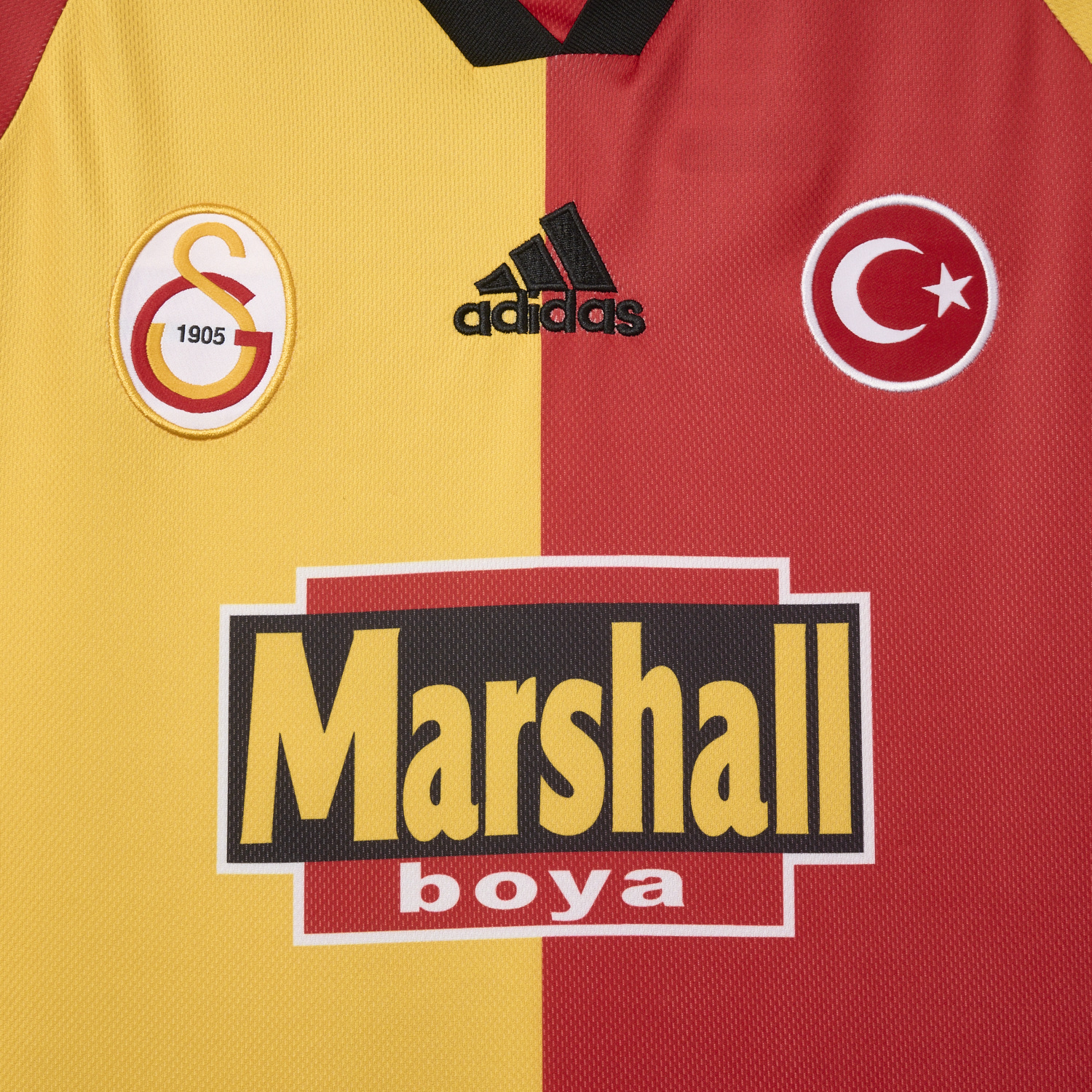 AlphaJersey-Retro Galatasaray 1998-99 Home Jersey
