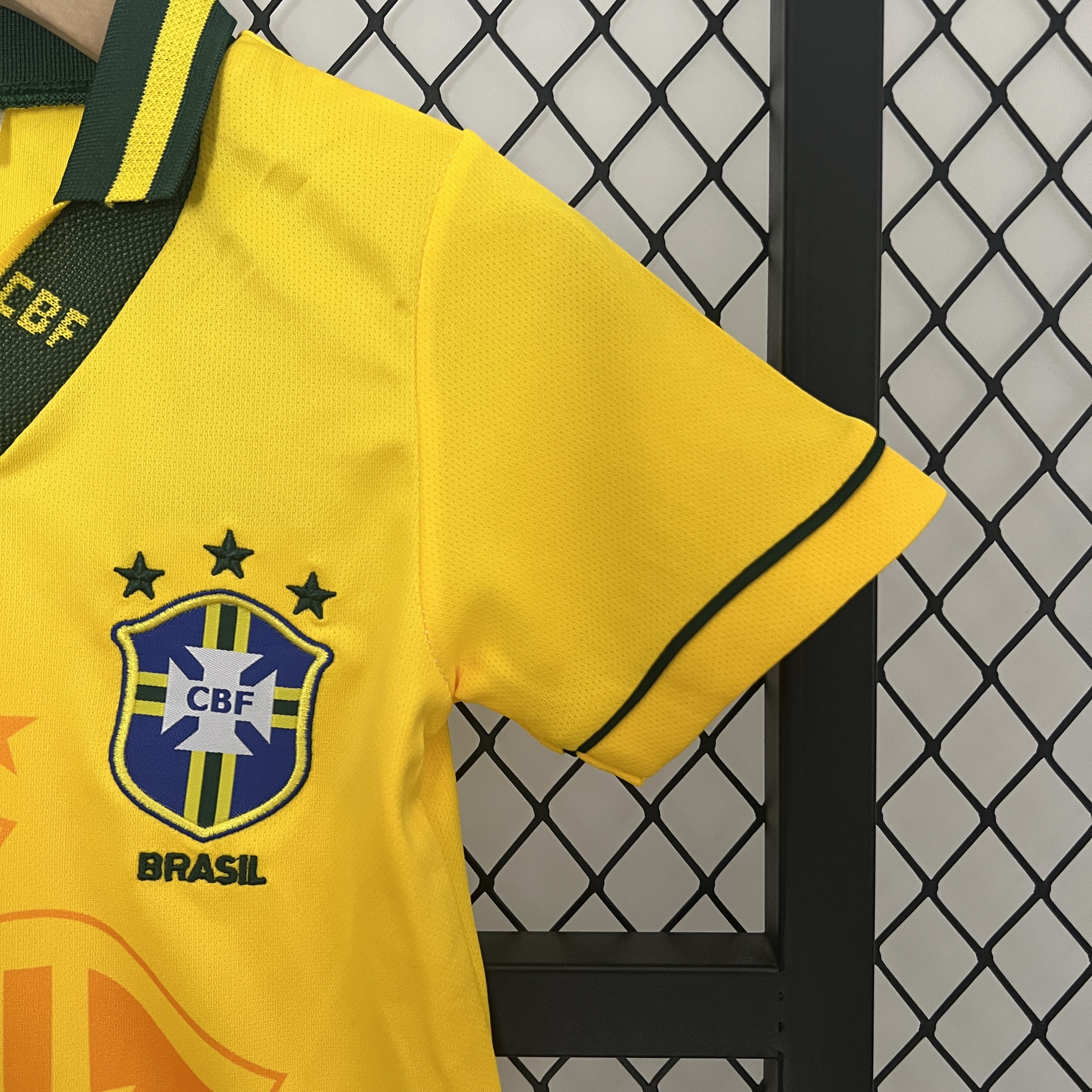 AlphaJersey-Retro Brazil 1993-94 Home Stadium Kids Kit
