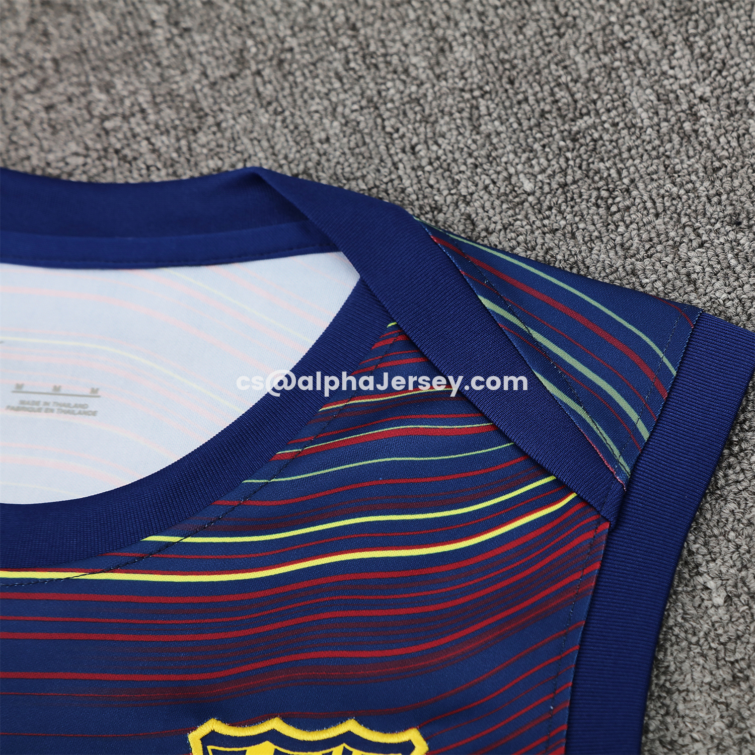 AJ-AlphaJersey-Barcelona 25-26 Short-Sleeve Training Set - Colors Top & Dark Blue With Pink Accents Pants