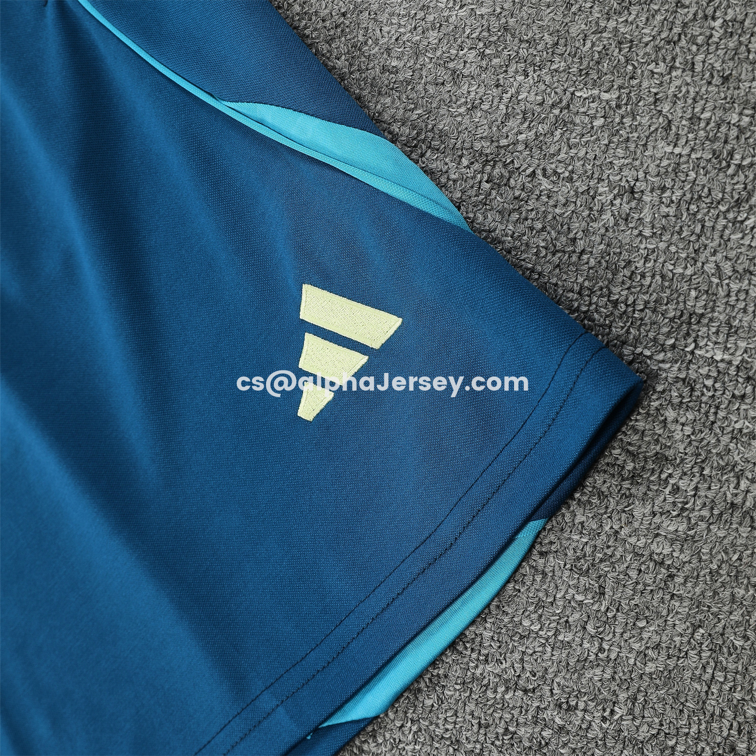 AJ-AlphaJersey-Club América 25-26 Short-Sleeve Training Set - Royal Blue With Light Blue Accents Top & Pants