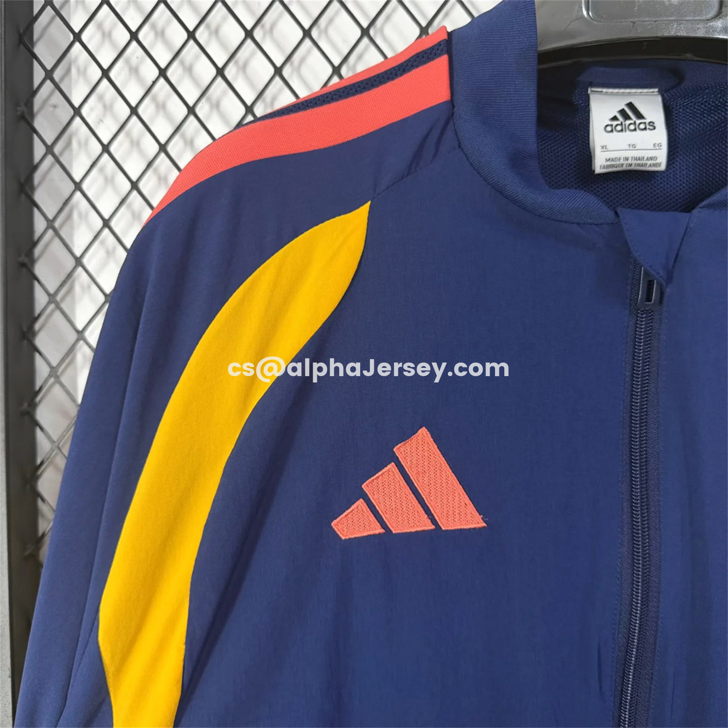 AJ-AlphaJersey-Colombia 2026 Retro Style Windbreaker Jacket - Dark Blue With Yellow Stripes