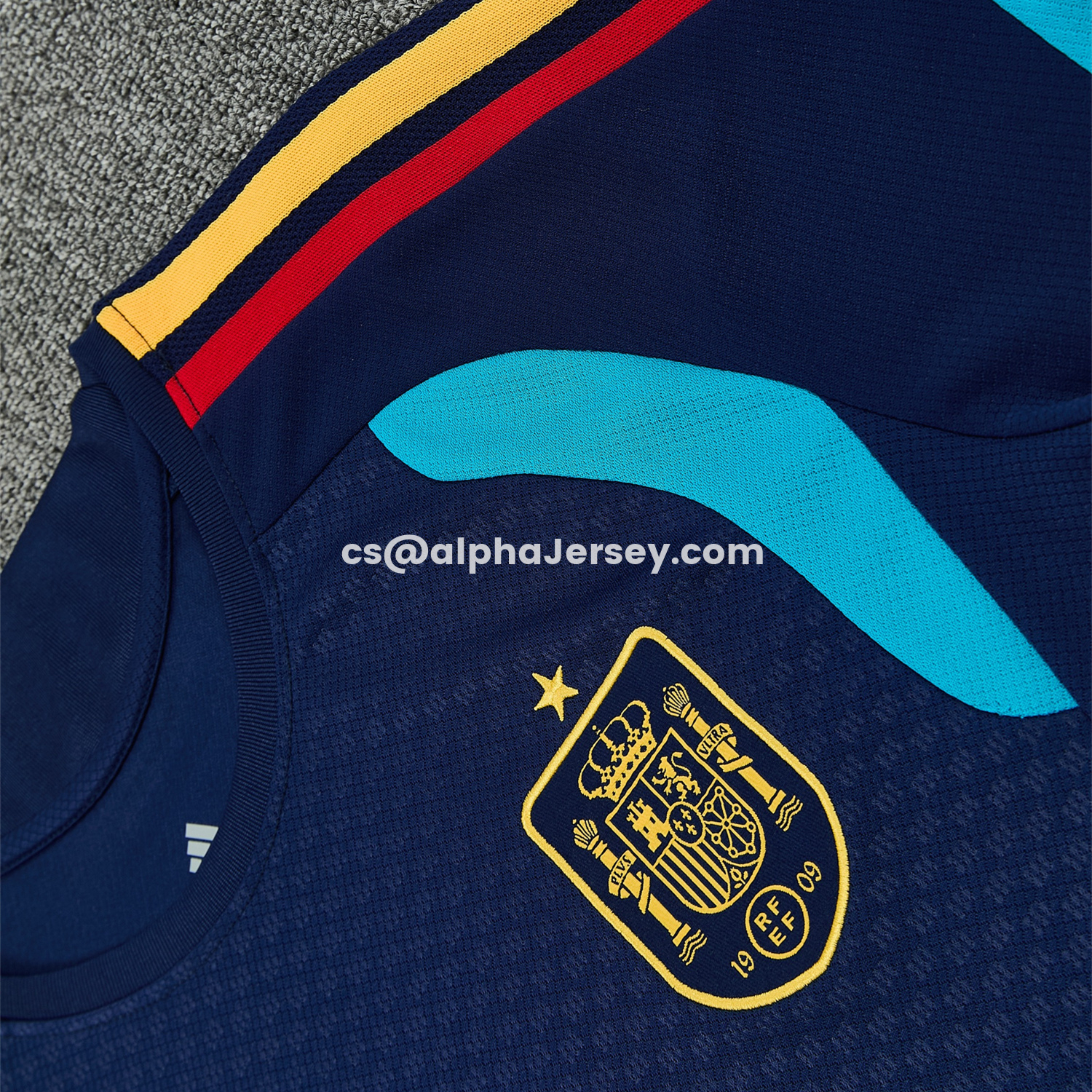 AJ-AlphaJersey-Spain 2026 Short-Sleeve Training Set - Dark Blue Top & Dark Blue Pants